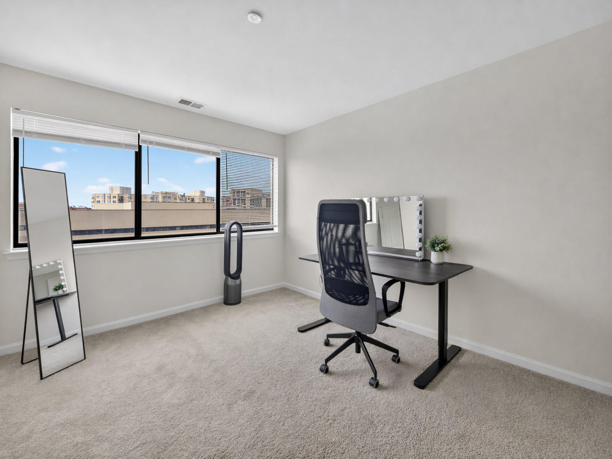 CLARENDON - Residential