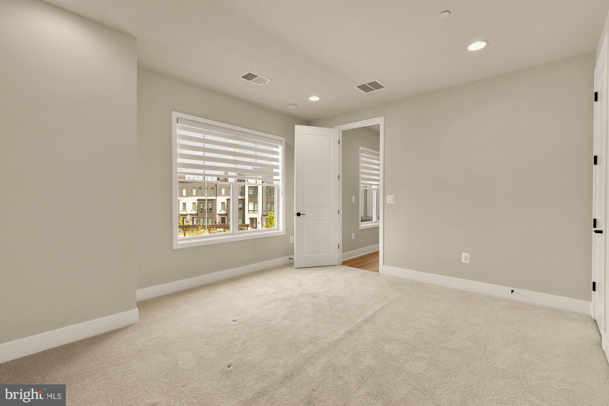 AMALYN - Residential