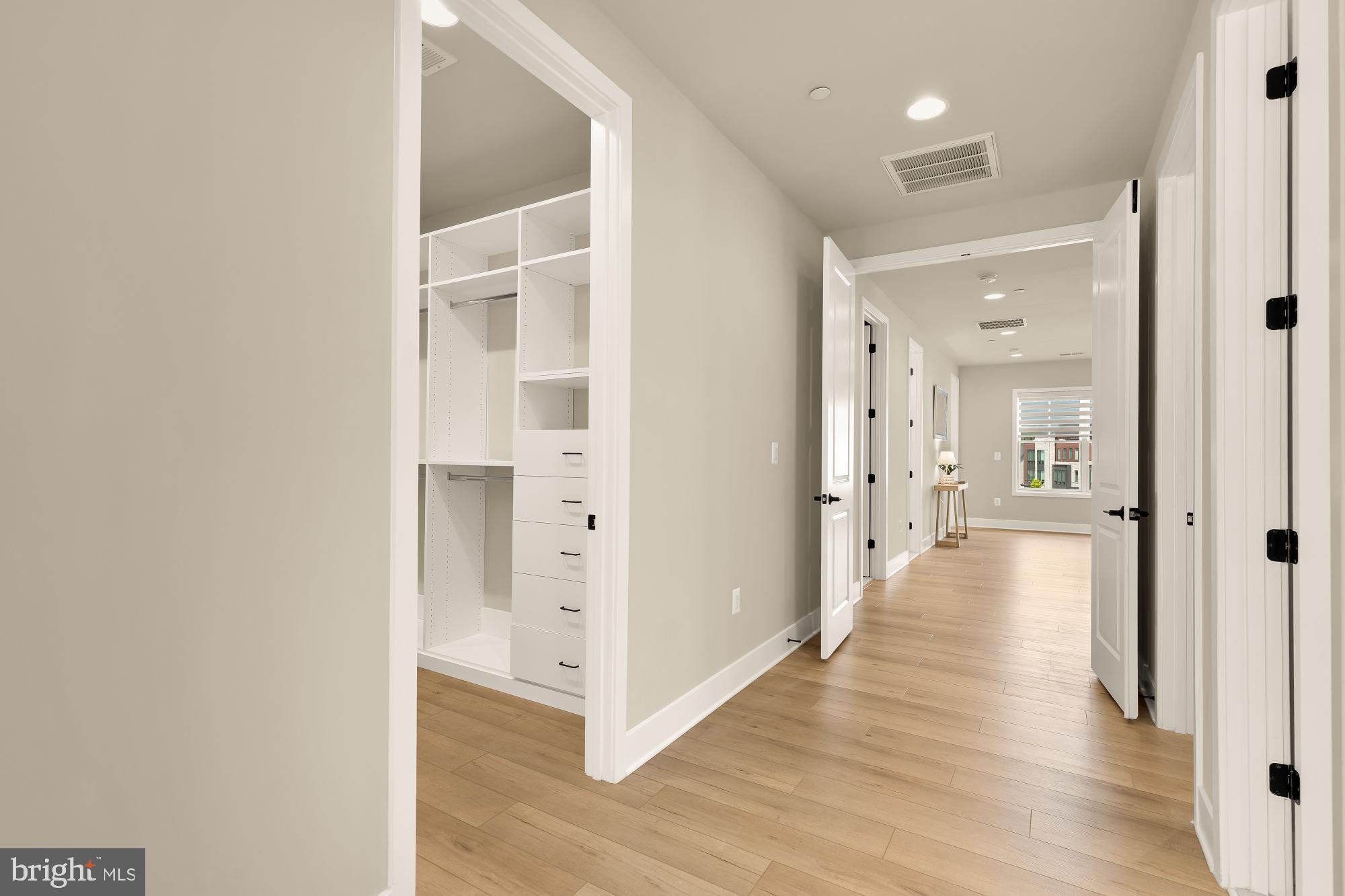 AMALYN - Residential
