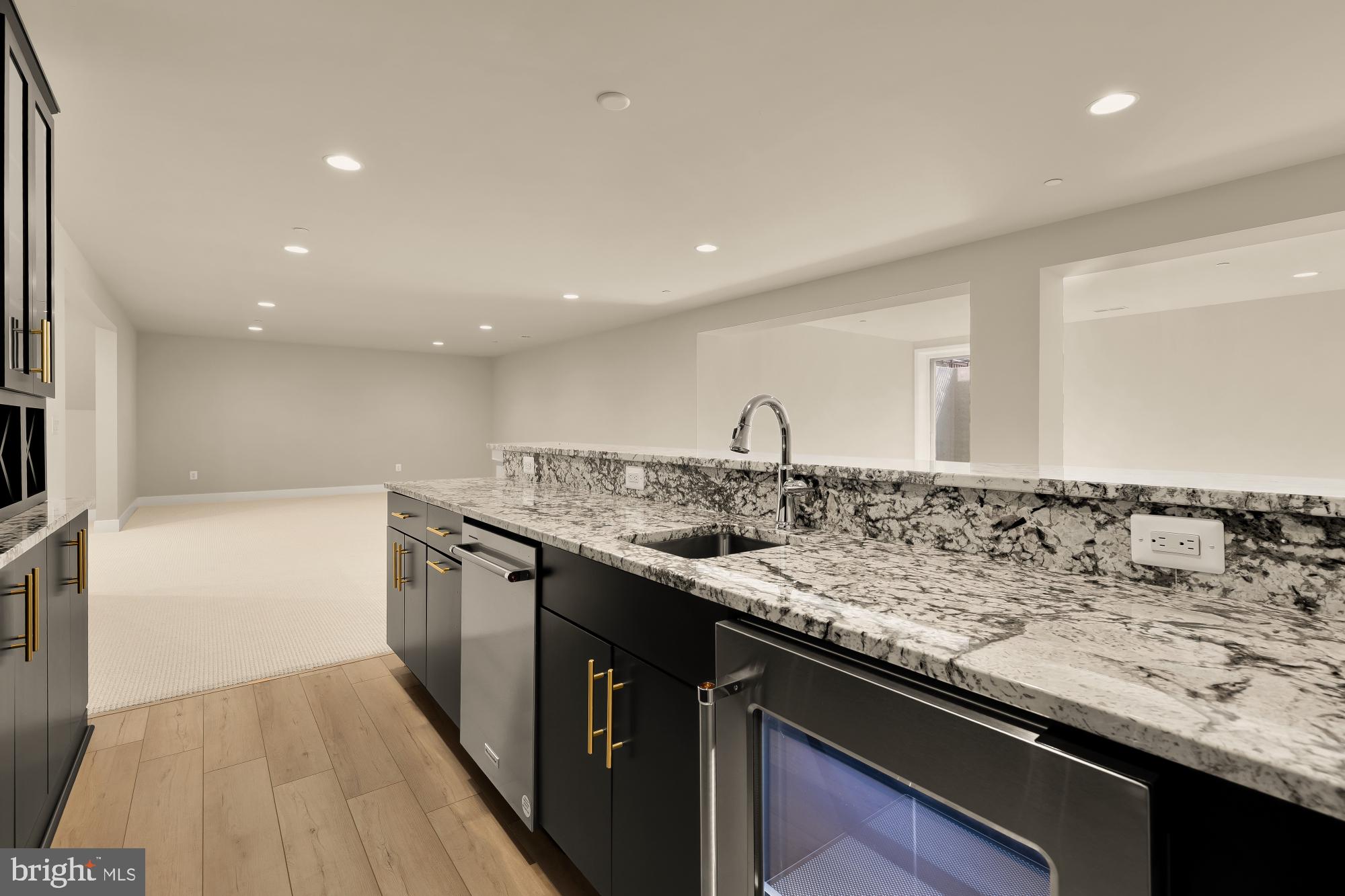 AMALYN - Residential
