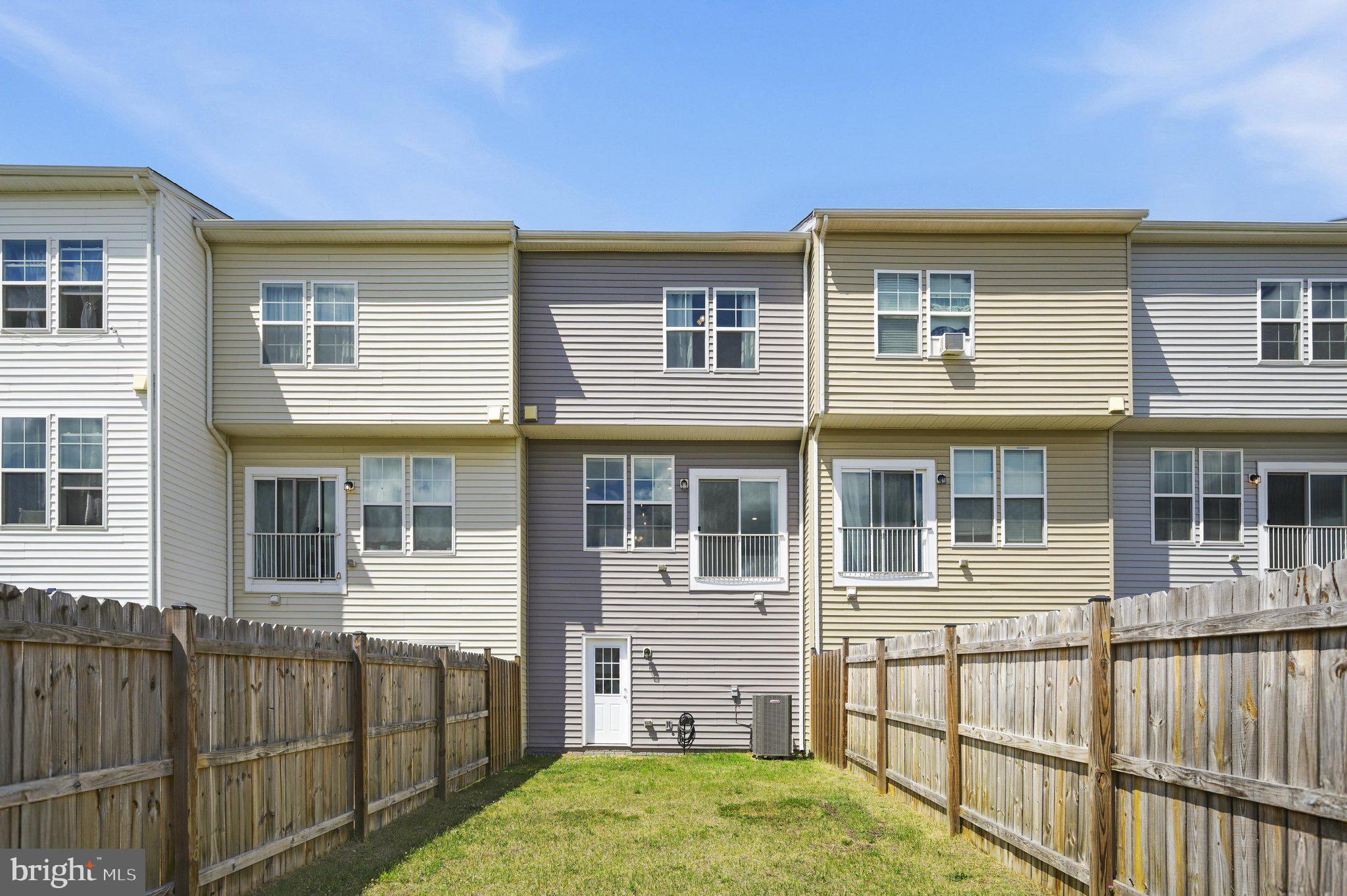 MCCAULEY CROSSING - Residential