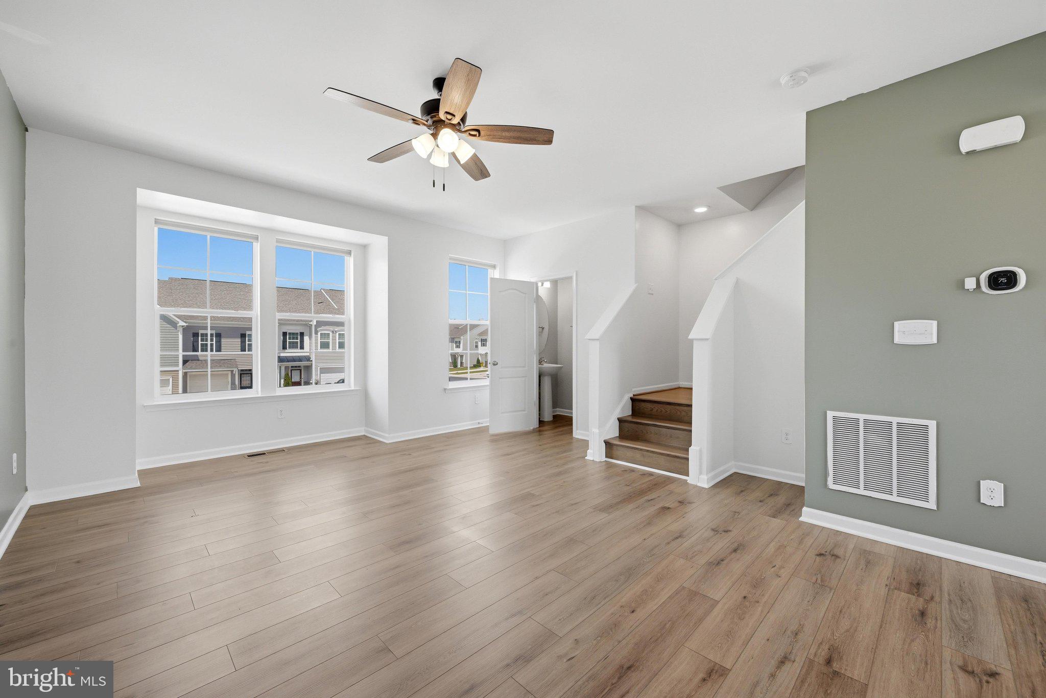 MCCAULEY CROSSING - Residential