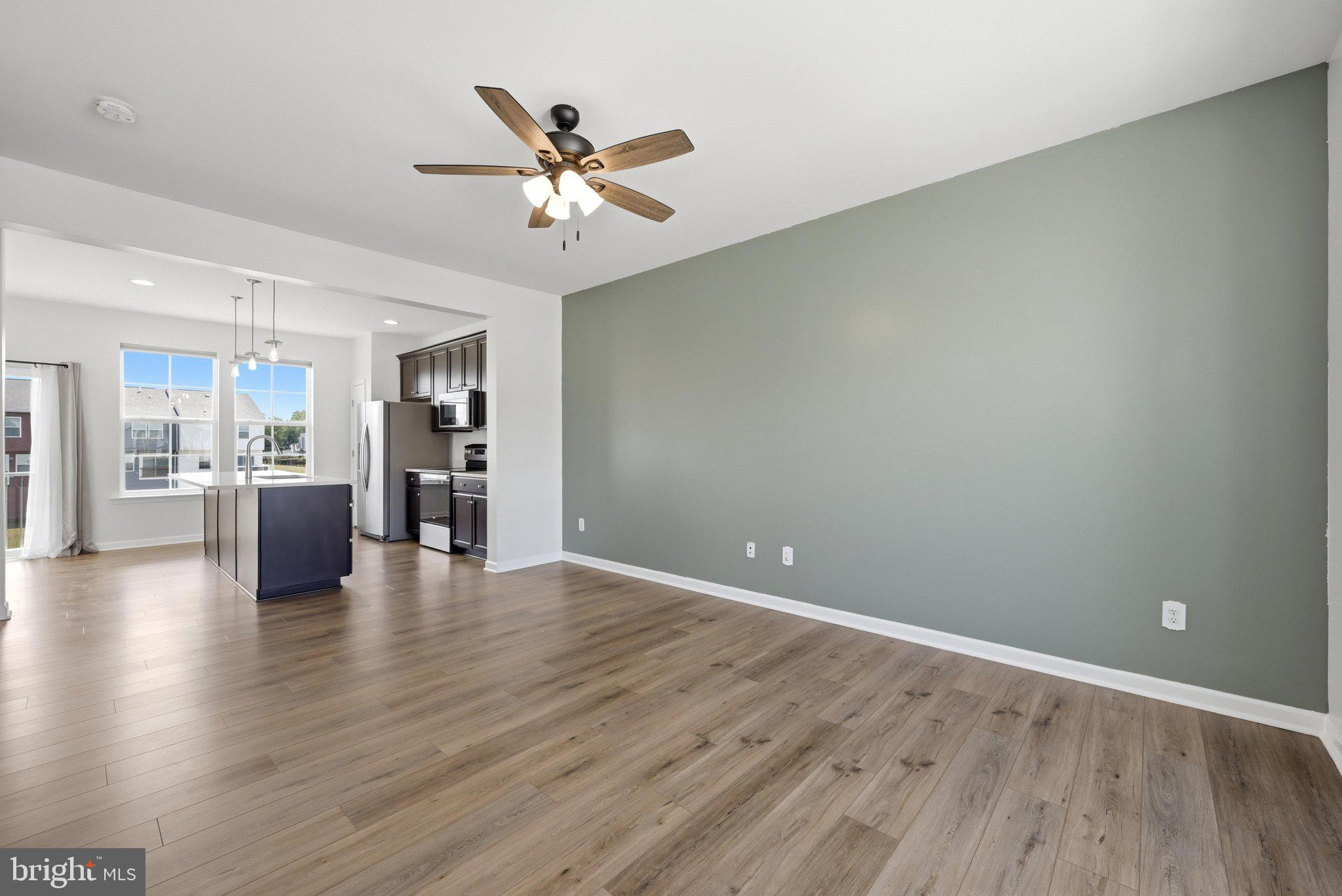 MCCAULEY CROSSING - Residential