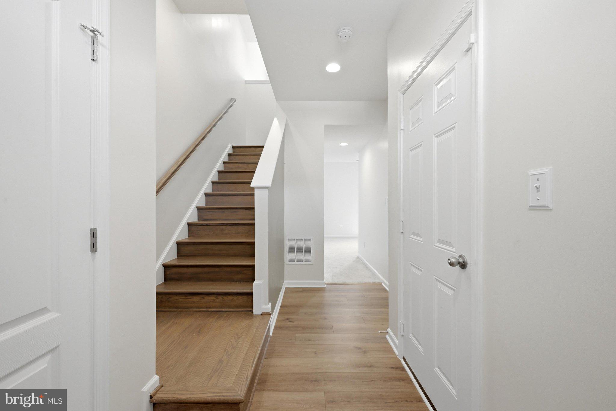 MCCAULEY CROSSING - Residential