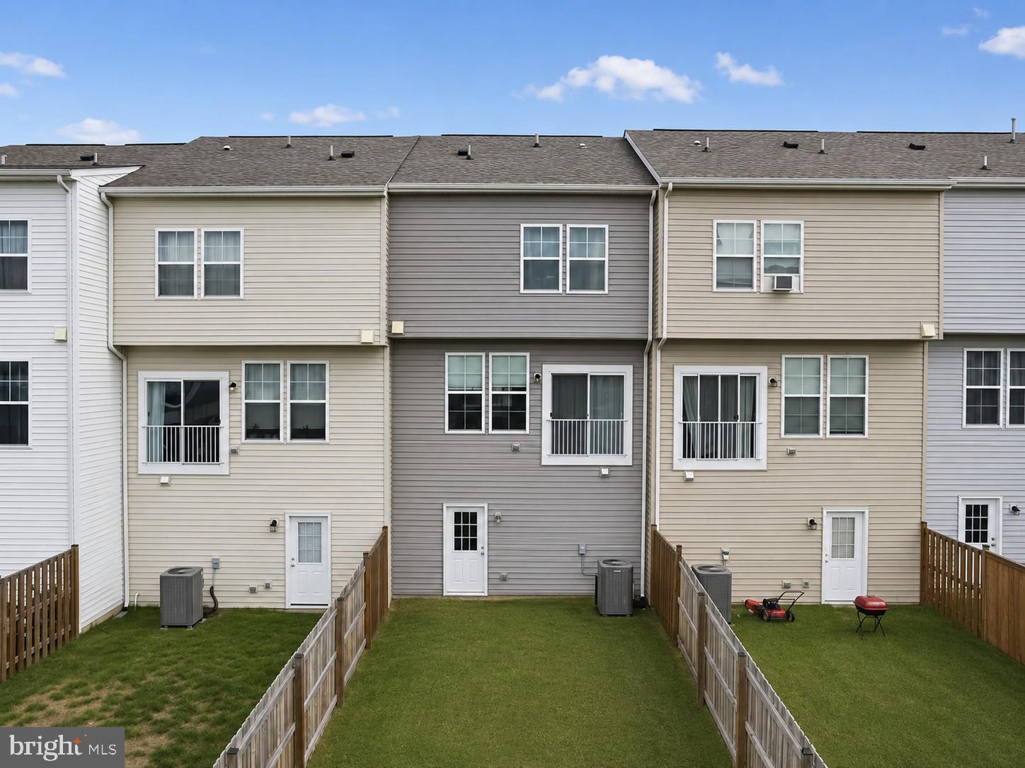 MCCAULEY CROSSING - Residential