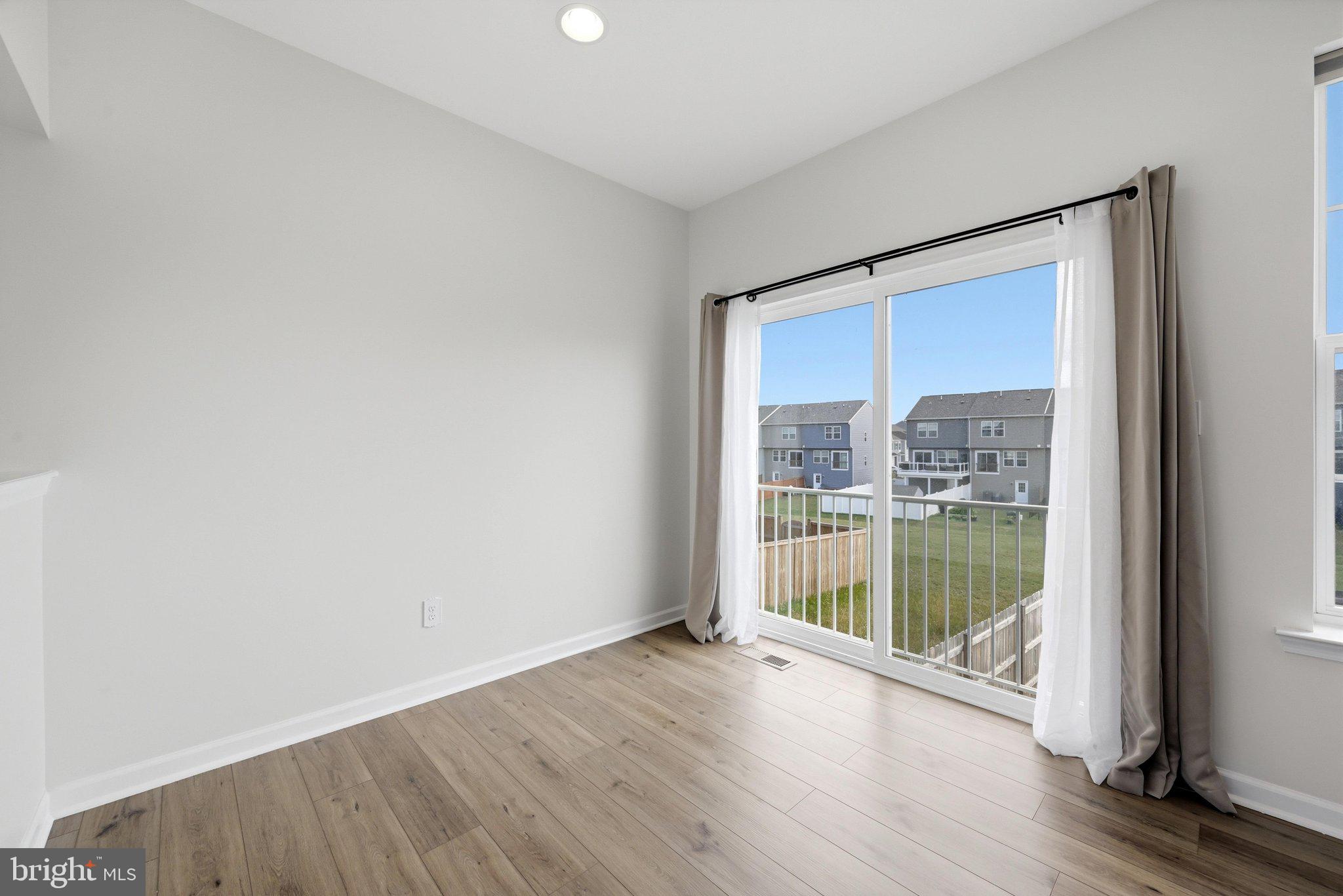 MCCAULEY CROSSING - Residential