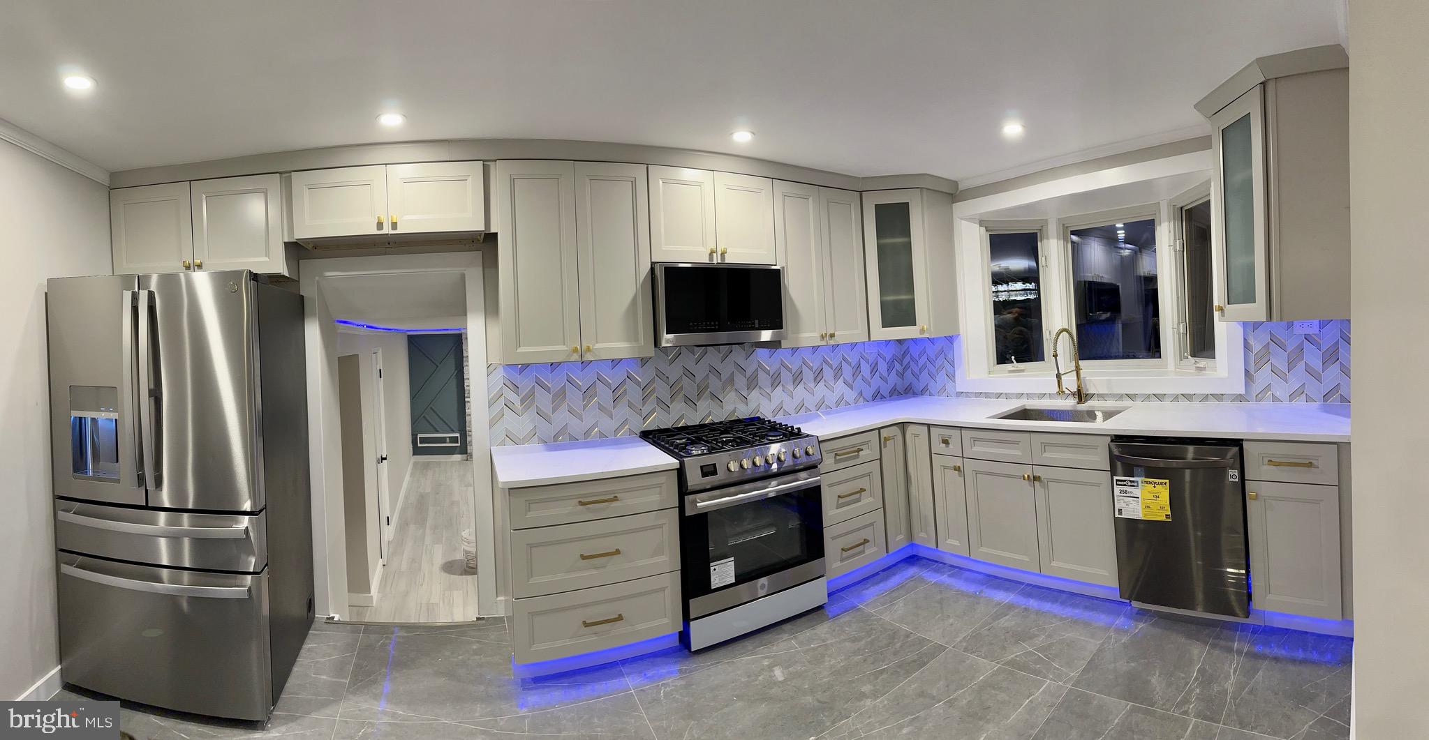 PINE VALLEY - Residential