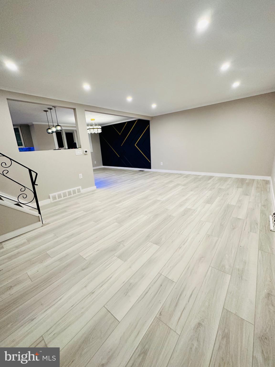PINE VALLEY - Residential