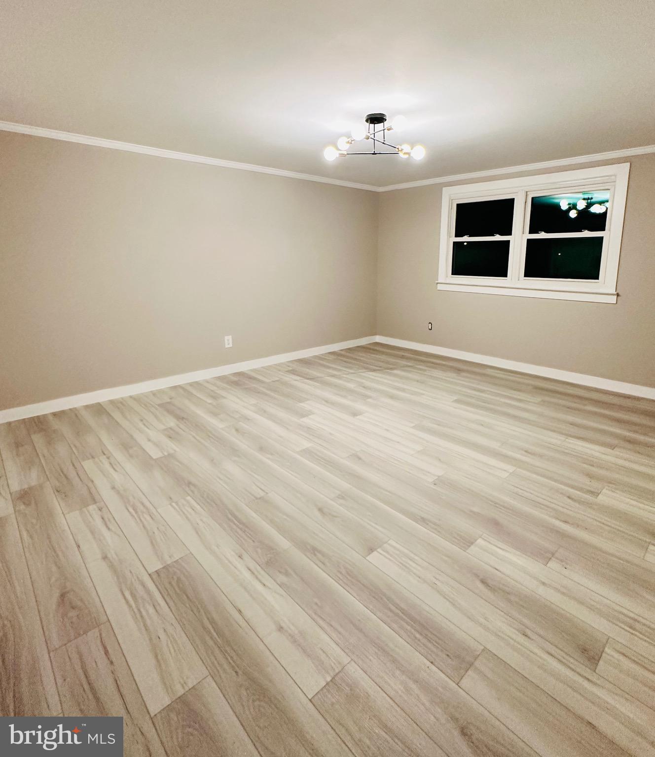 PINE VALLEY - Residential