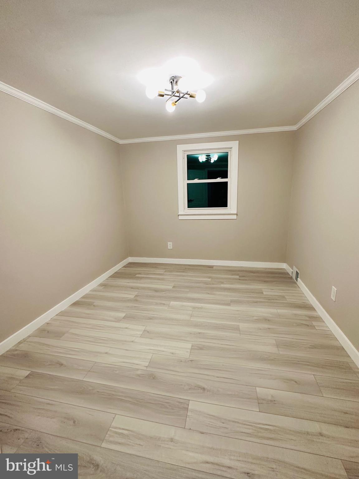 PINE VALLEY - Residential