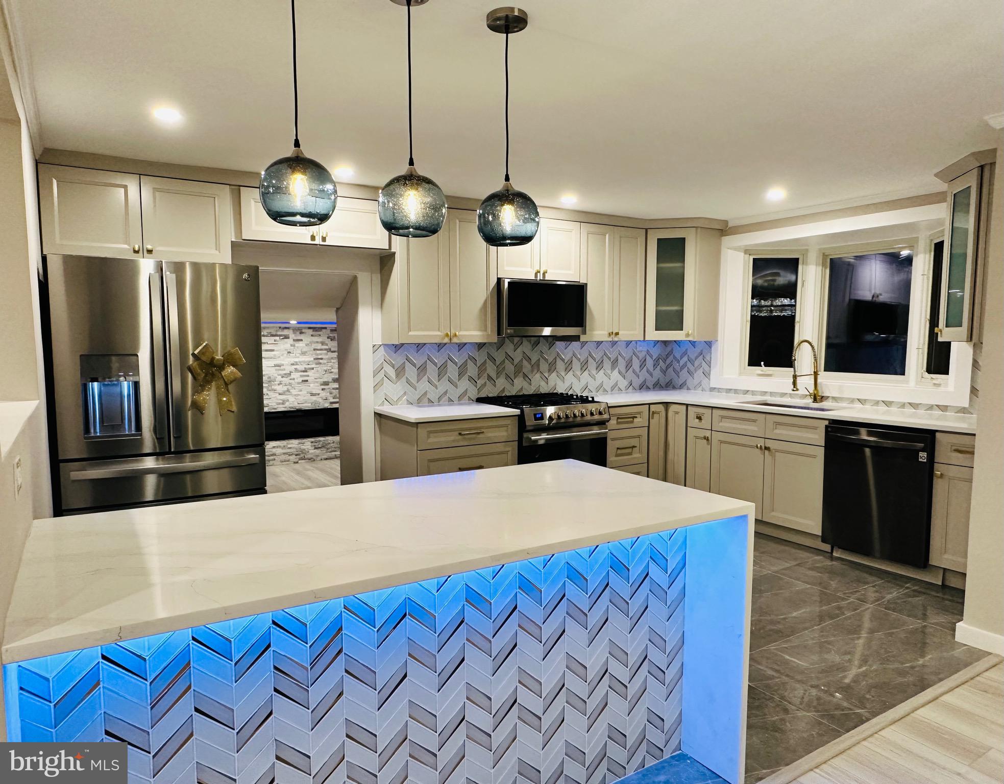 PINE VALLEY - Residential