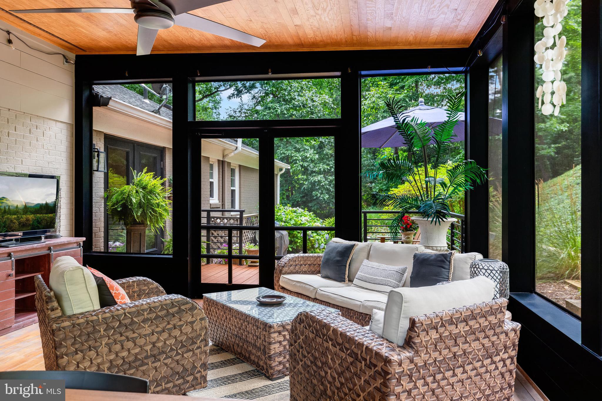 MASON HILL - Residential