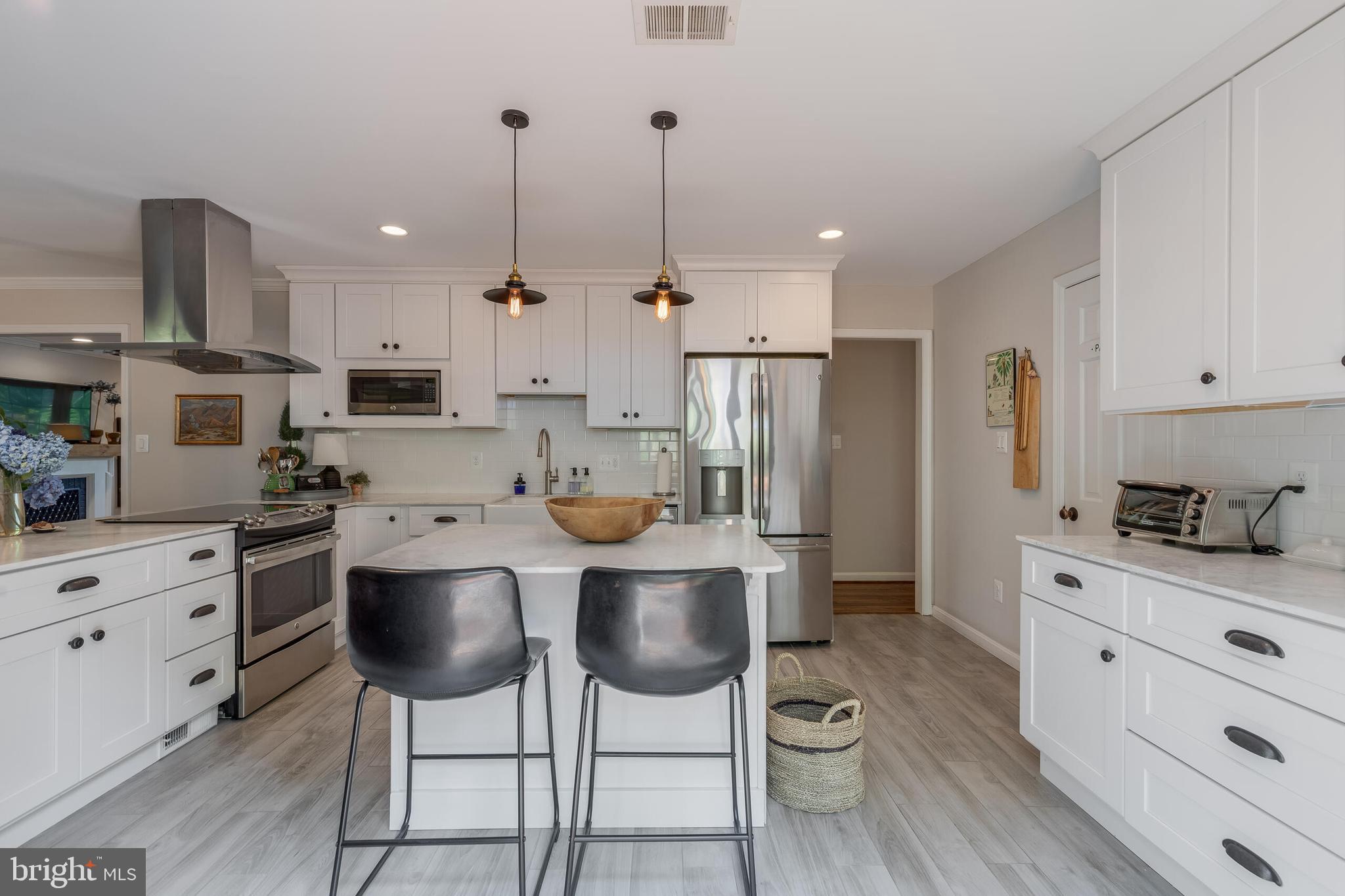 MASON HILL - Residential