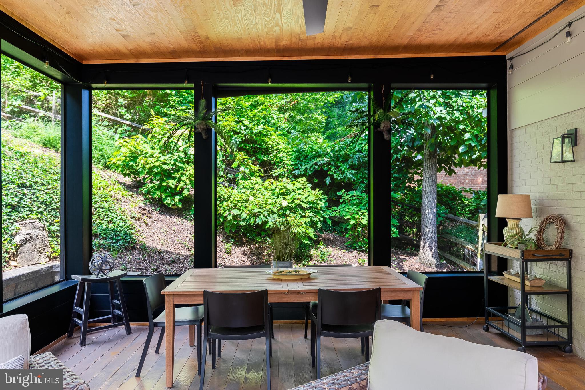 MASON HILL - Residential