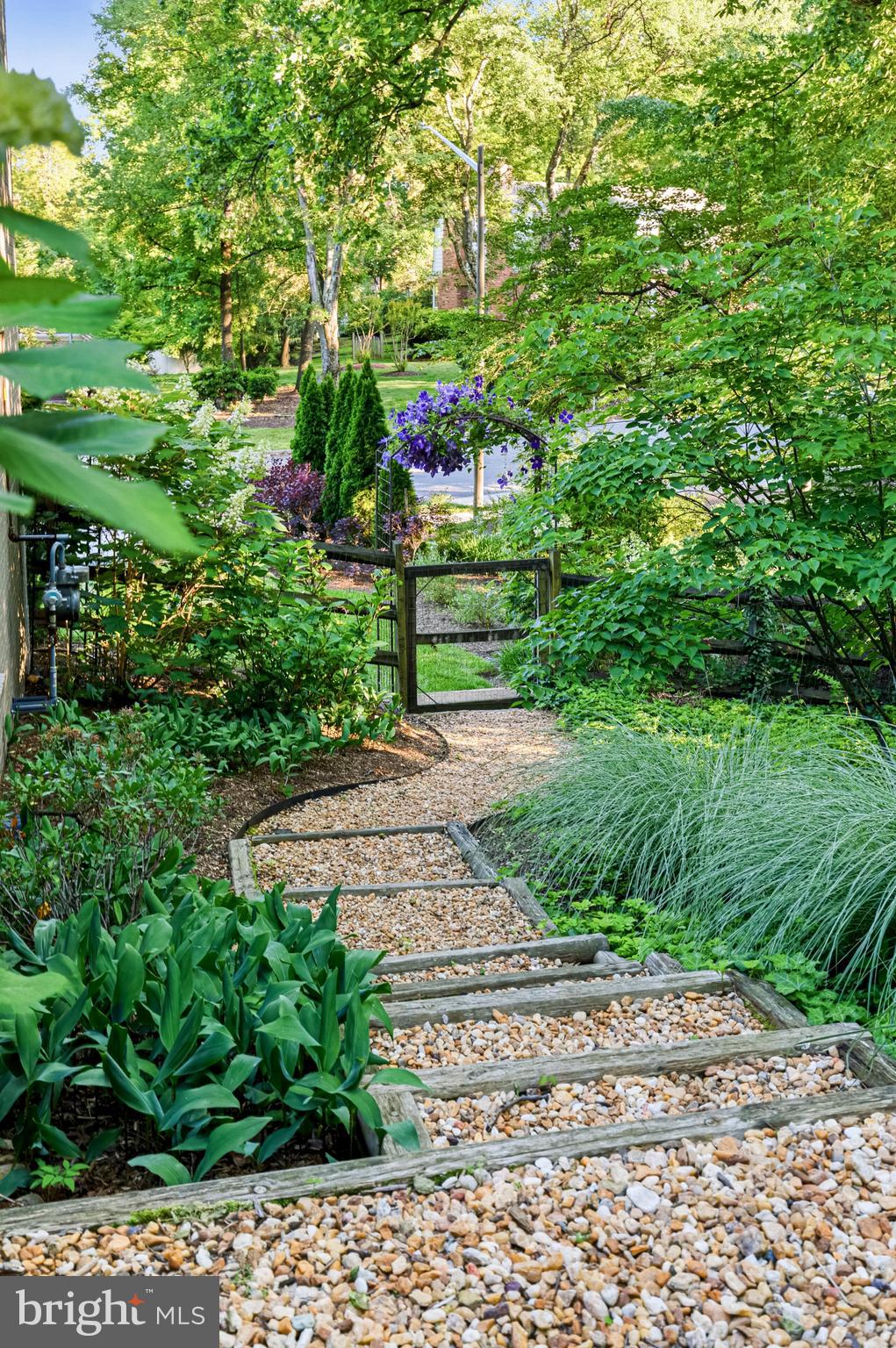 MASON HILL - Residential