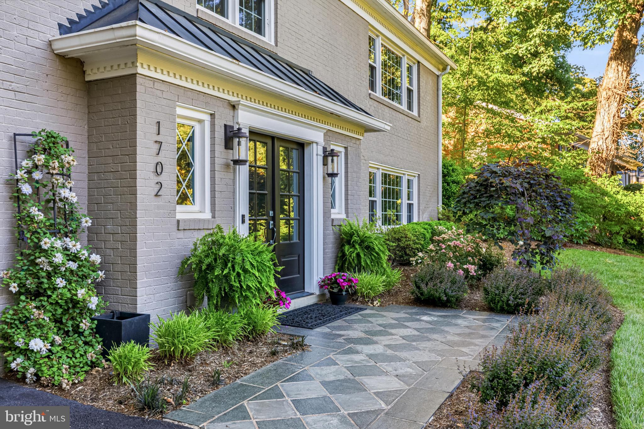 MASON HILL - Residential