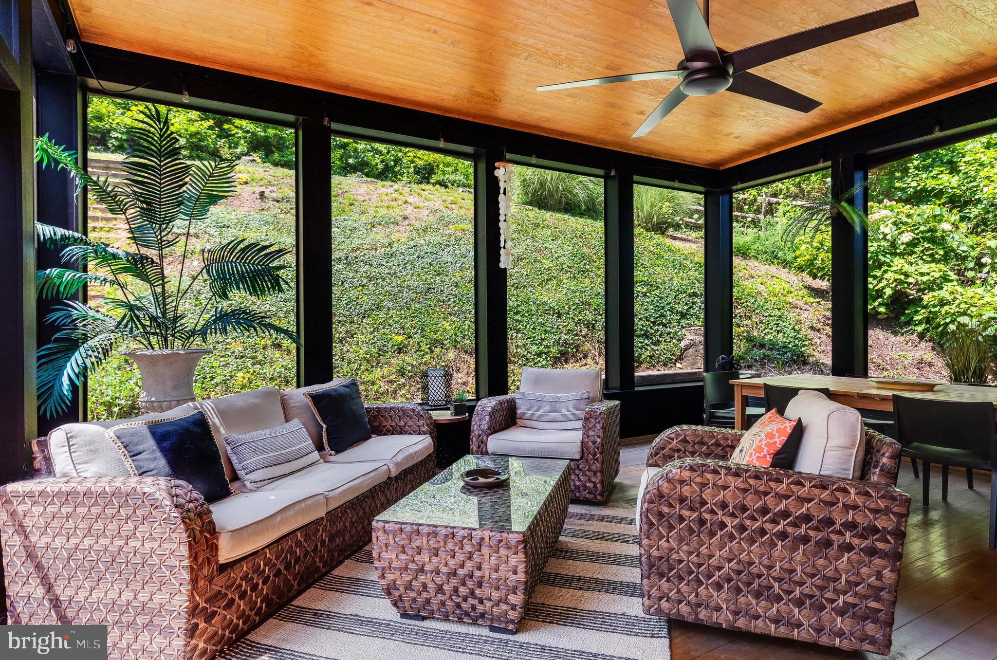 MASON HILL - Residential