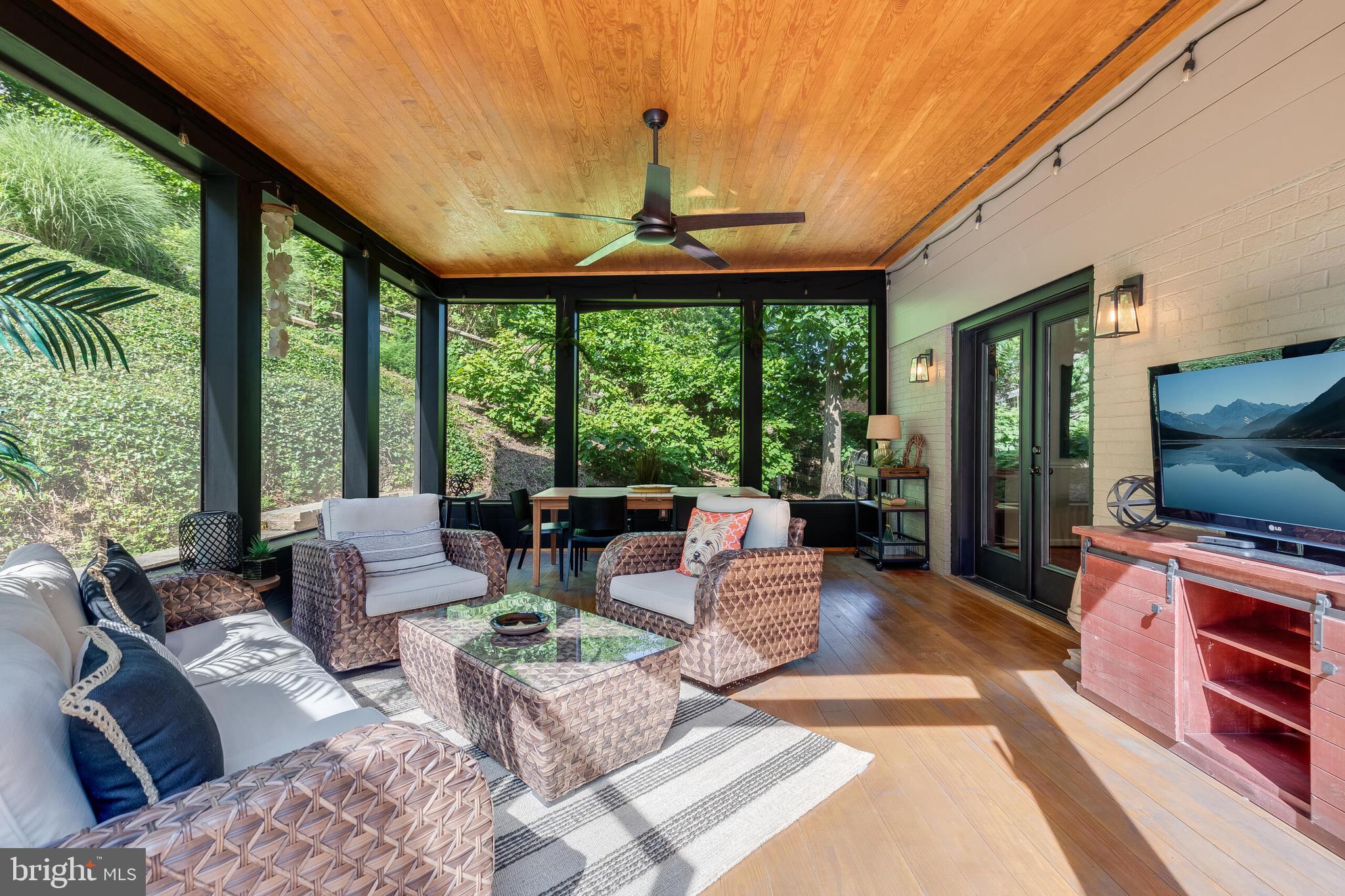 MASON HILL - Residential