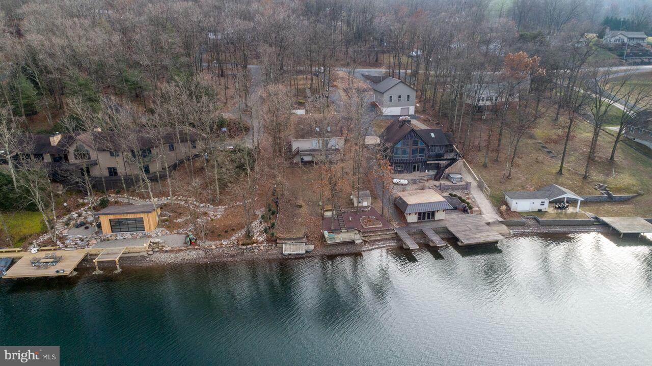 LAKE WYNONAH - Residential