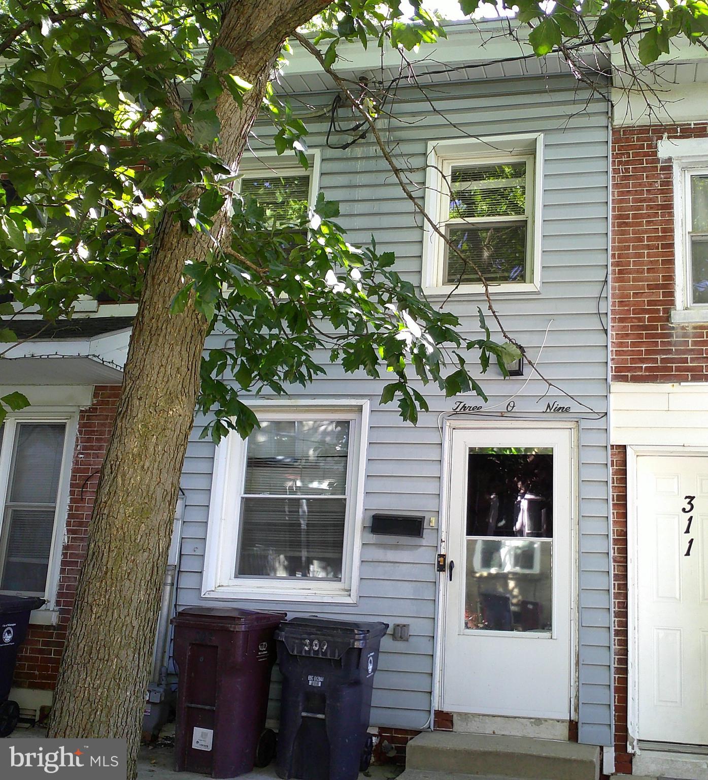 2-bedroom 1 bath interior townhouse ready for the next owner to roll up their sleeves and do some personalization. Main floor features a spacious living room-dining room lay out. Head on into the kitchen which offers gas stove as well as plenty of cabinet and countertop space. heading upstairs are 2 bedrooms and full bath. Basement area offer laundry hook up and tons of storage space. Be sure to check out the large rear yard. Home offers easy access to the Riverfront area, Amtrak station and Blue Rocks Stadium.  A viewing release must be signed and returned to listing agent before showing this property. Property to be conveyed in AS IS condition. This property is eligible under the First Look Initiative.  All Owner Occupant offers will be responded to after 7 days on the market and Investor offers will be responded to after 30 days. However, all offers can be submitted during the First Look period.