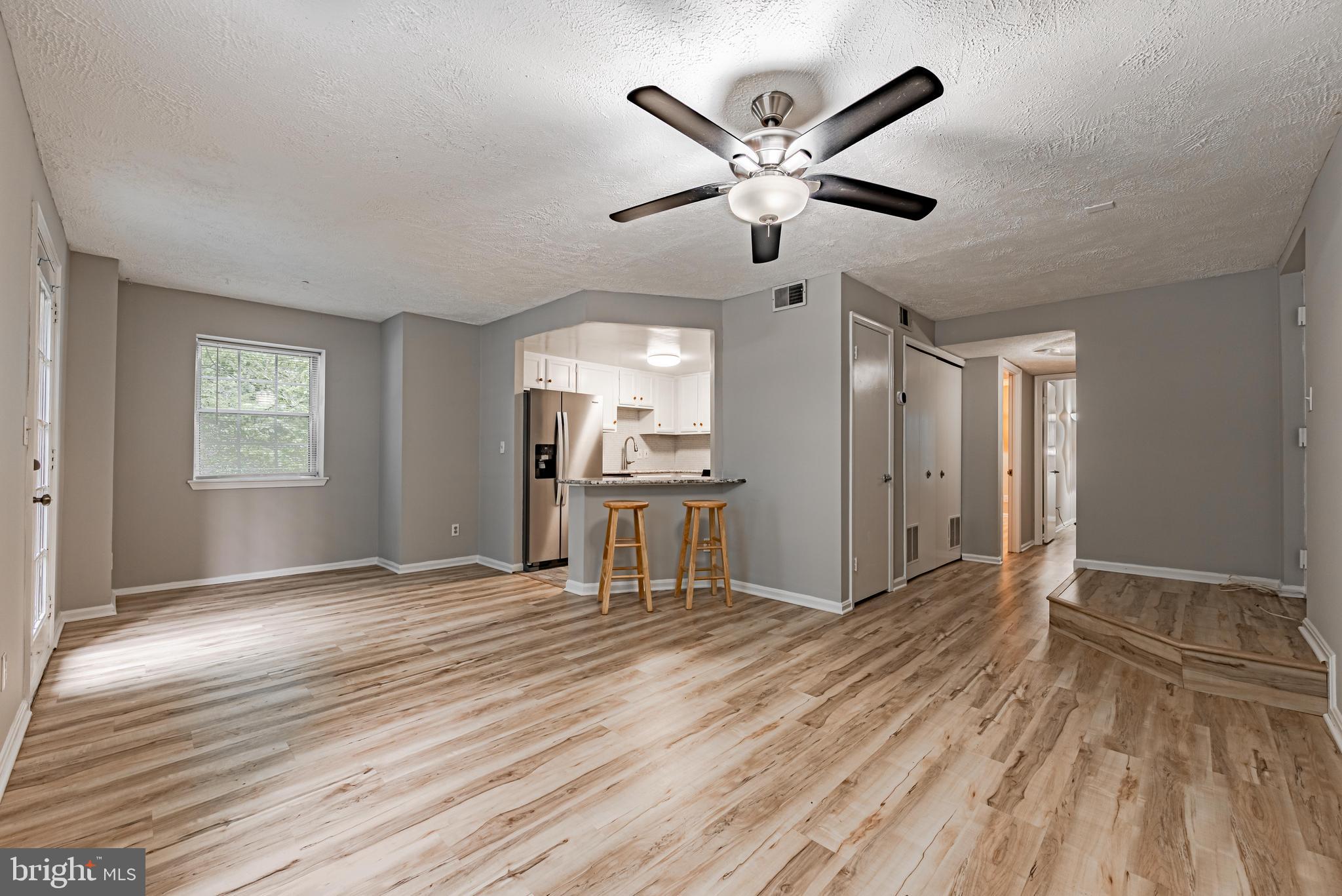 NORTH PORT CONDO - Residential
