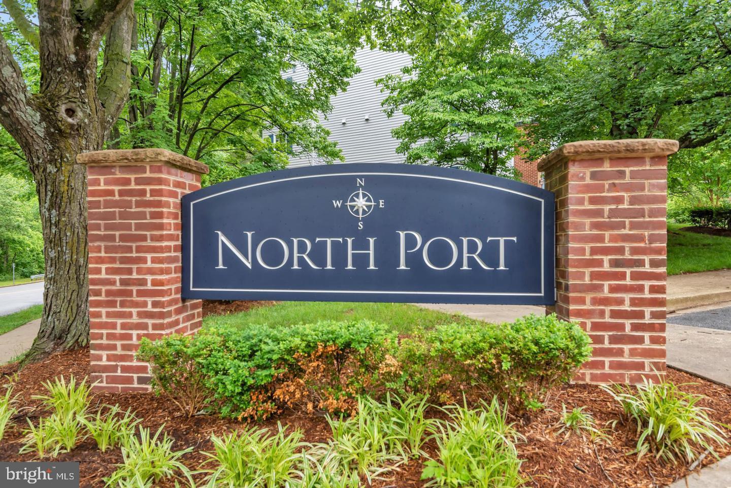 NORTH PORT CONDO - Residential