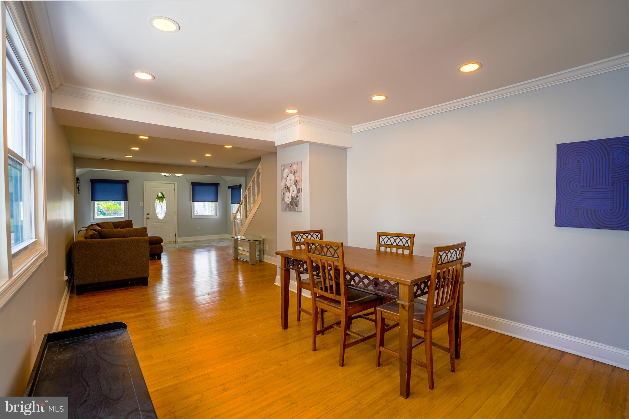 WILLOW GROVE - Residential