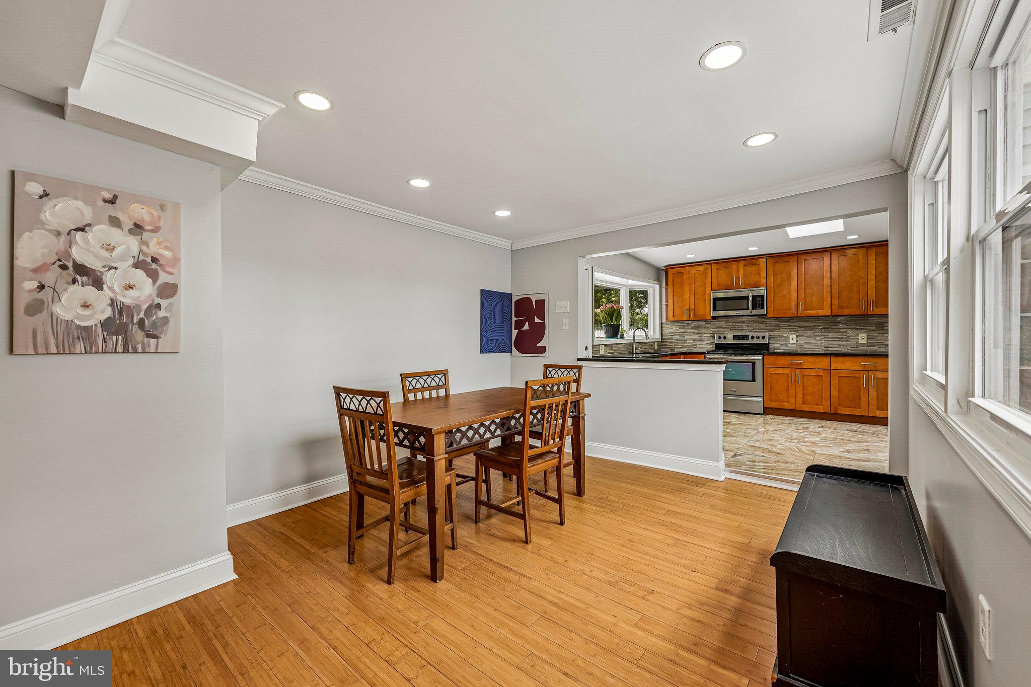 WILLOW GROVE - Residential