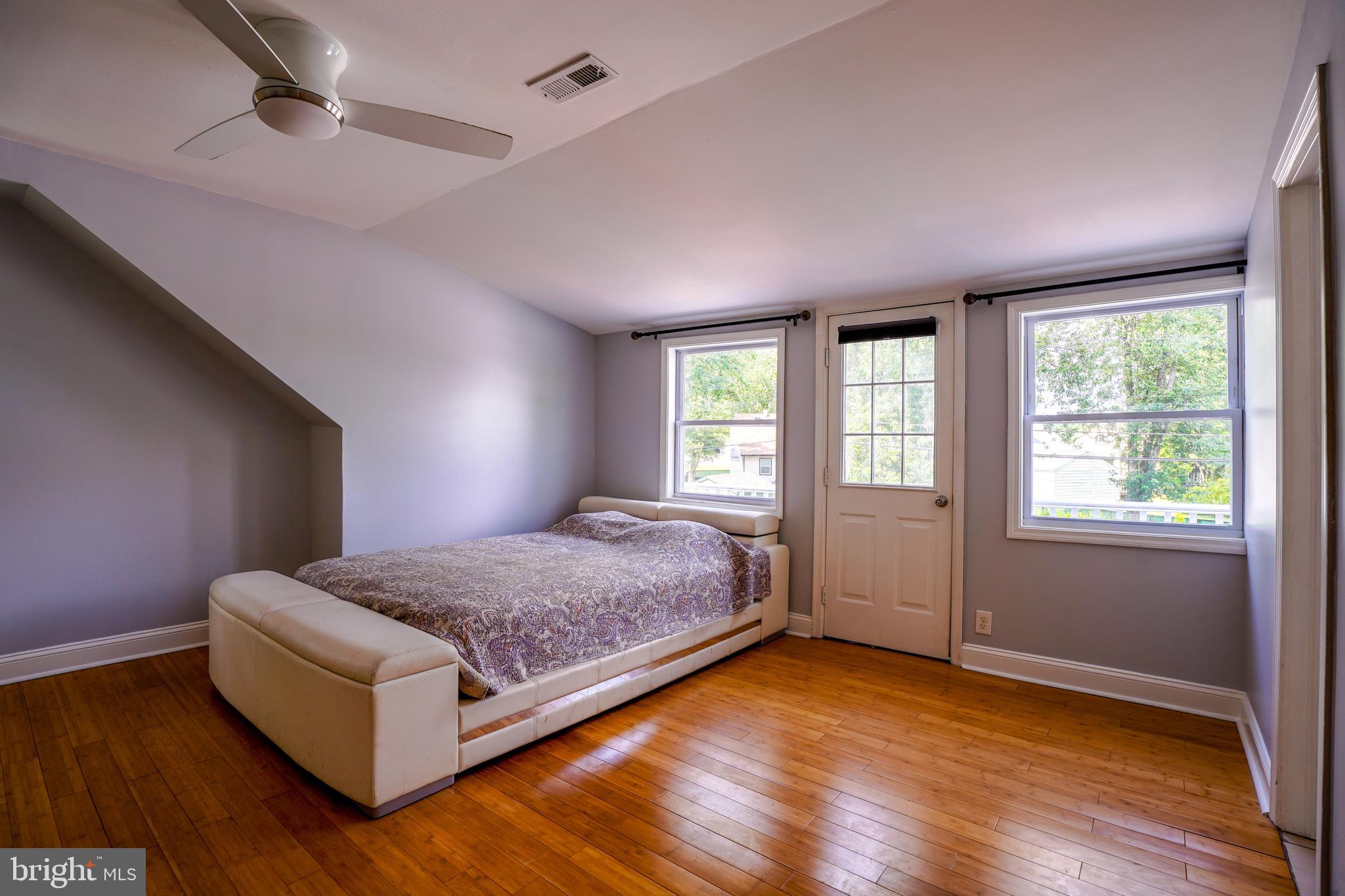 WILLOW GROVE - Residential