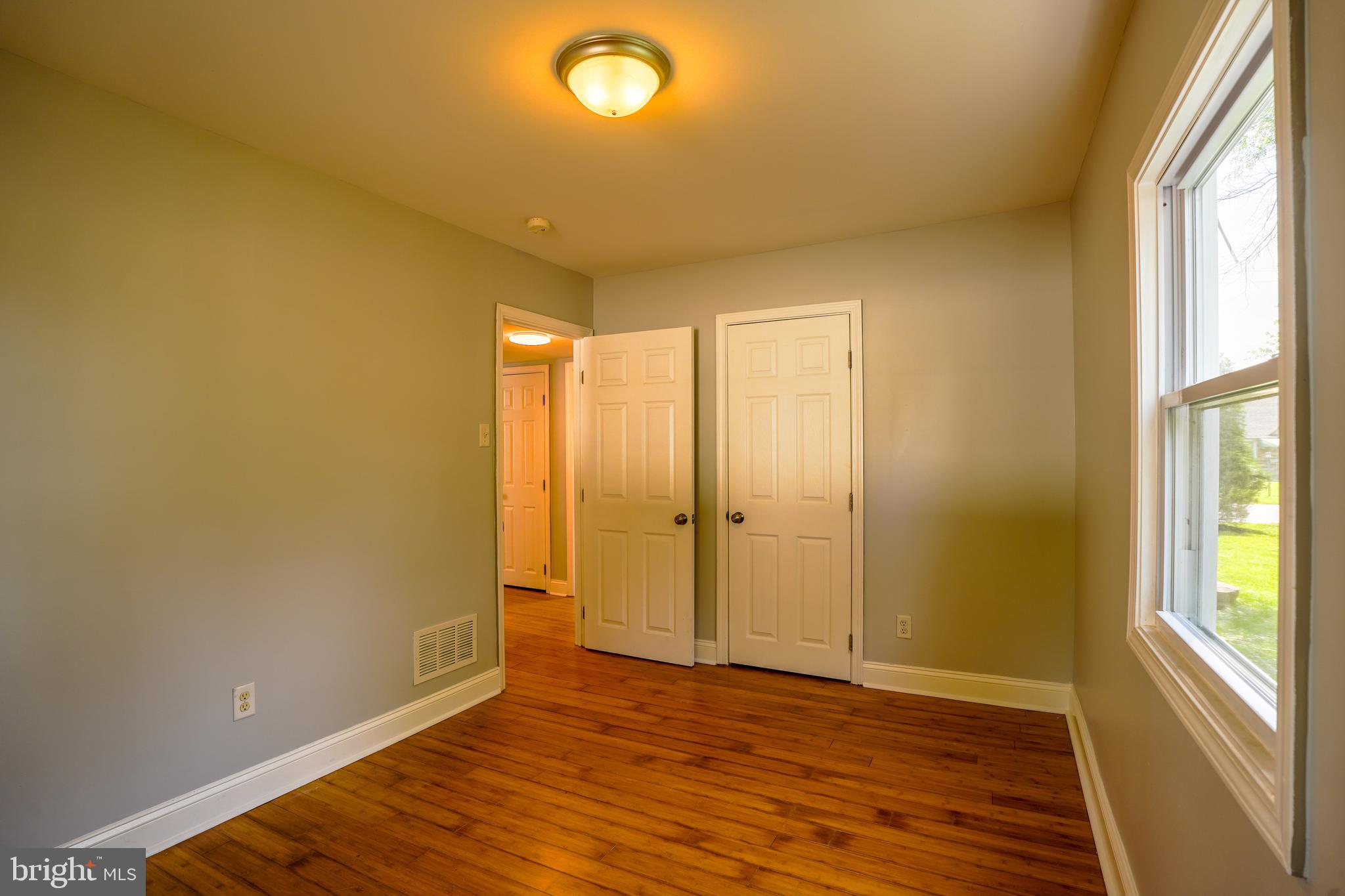 WILLOW GROVE - Residential