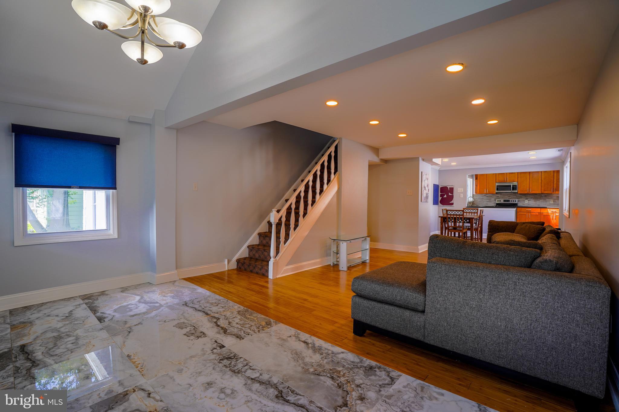 WILLOW GROVE - Residential