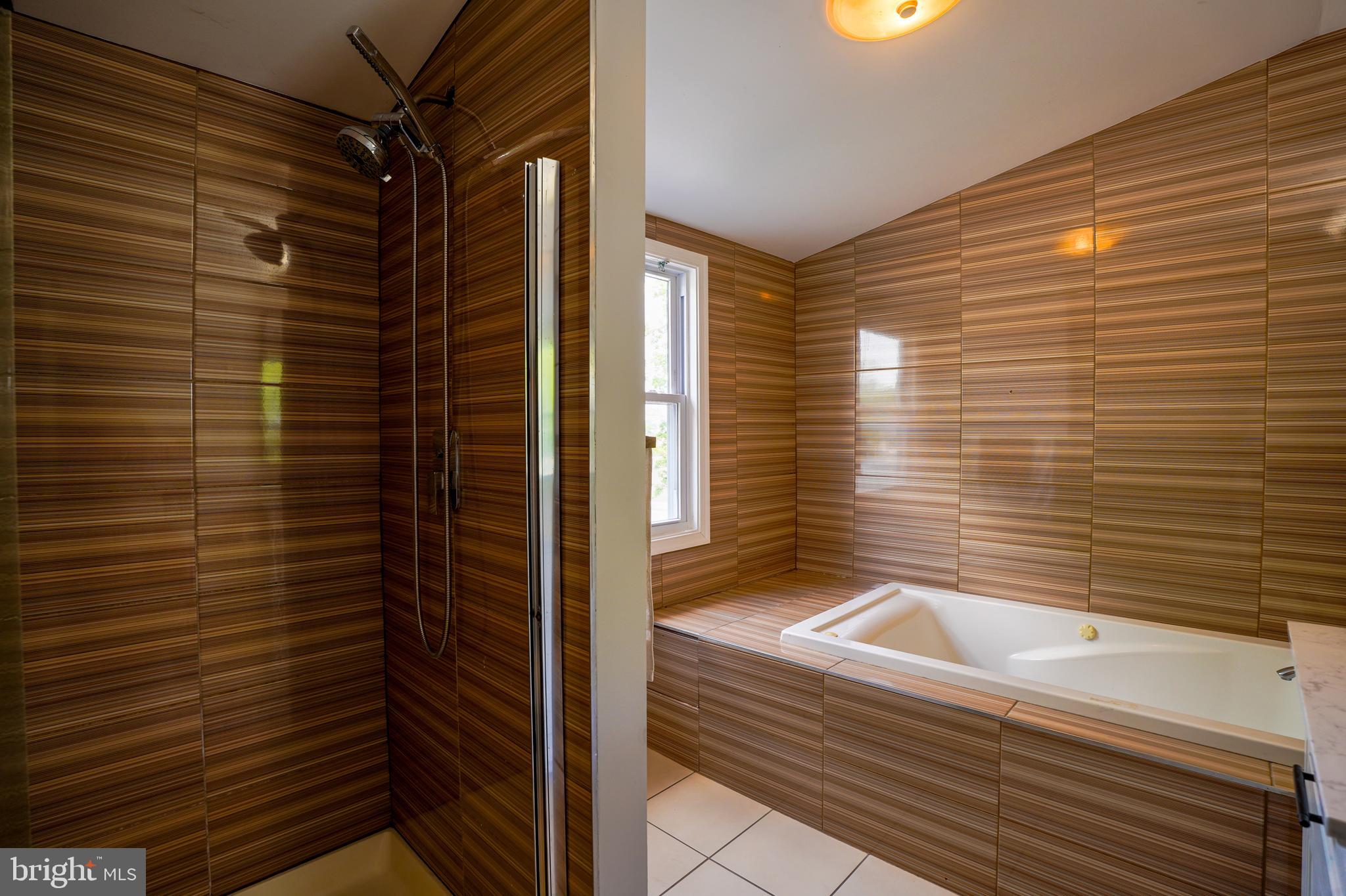 WILLOW GROVE - Residential