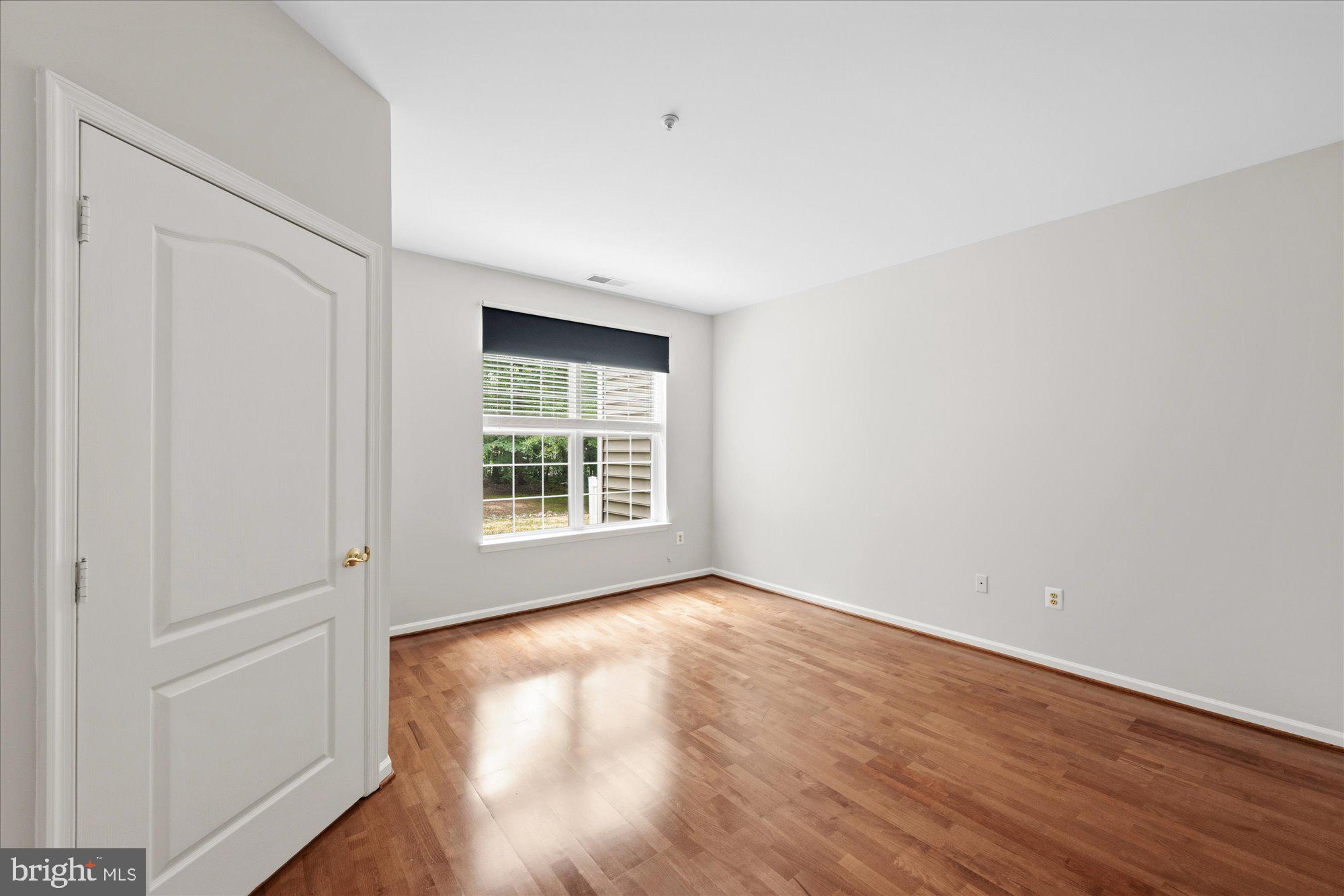 ASHBURN FARM - Residential