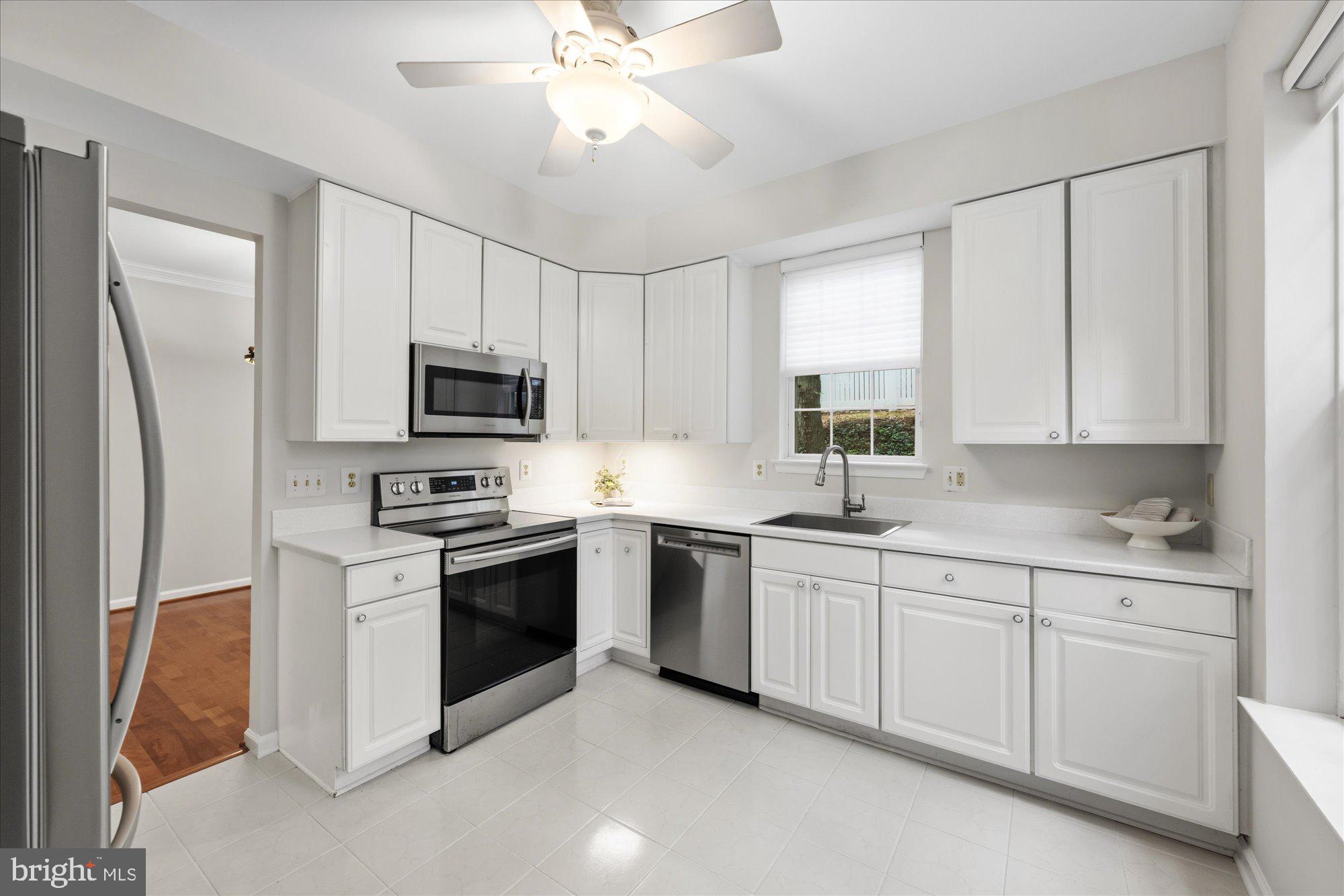 ASHBURN FARM - Residential