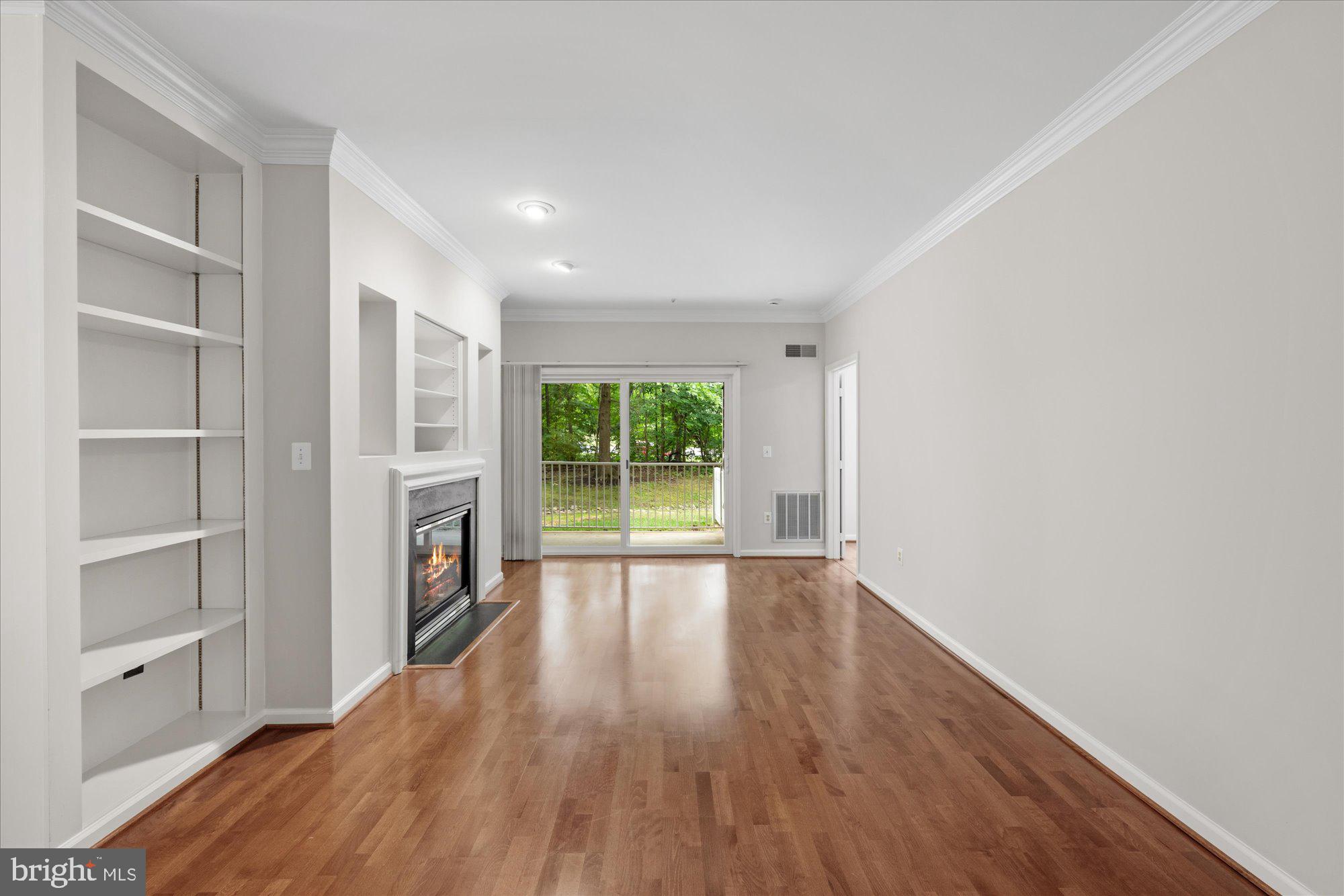 ASHBURN FARM - Residential