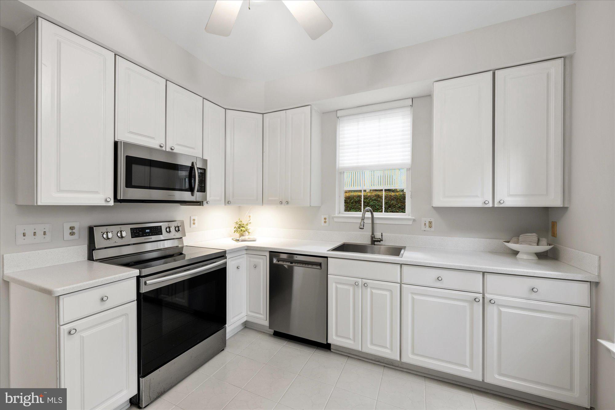 ASHBURN FARM - Residential