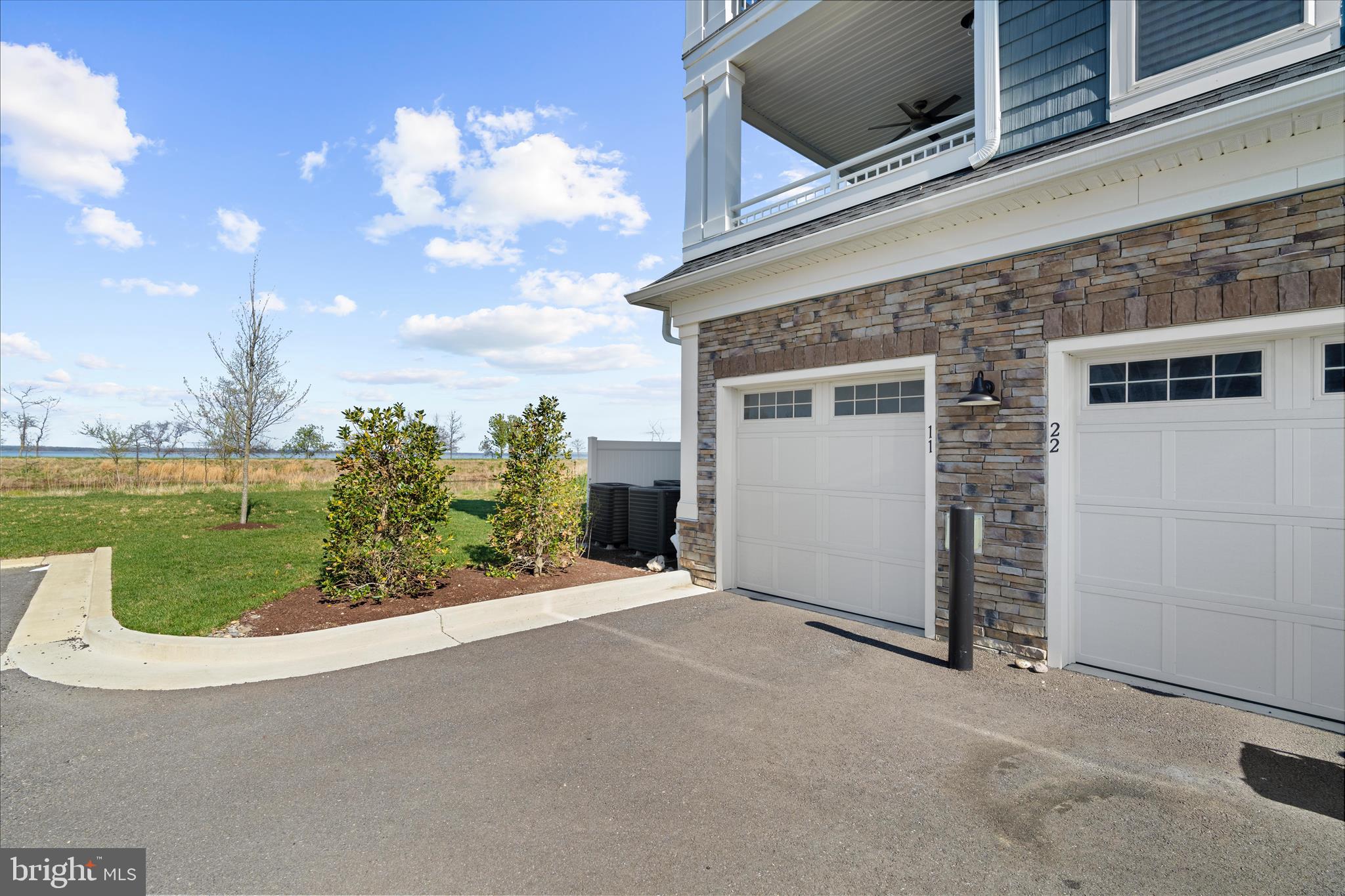 FOUR SEASONS AT KENT ISLAND - Residential