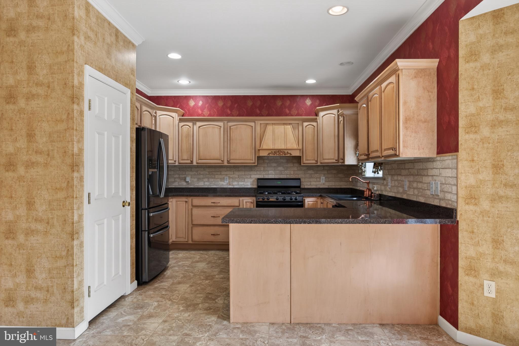 SHERMAN OAKS - Residential