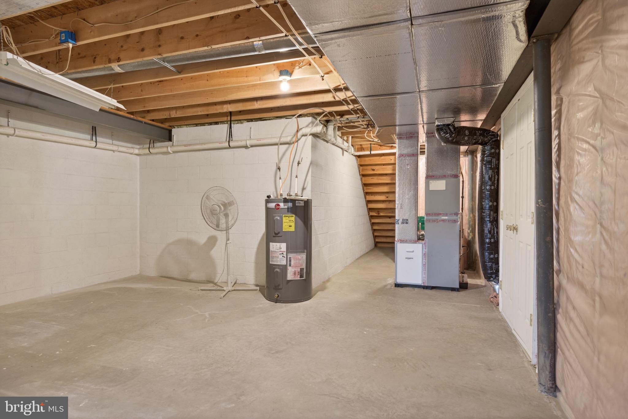 SHERMAN OAKS - Residential