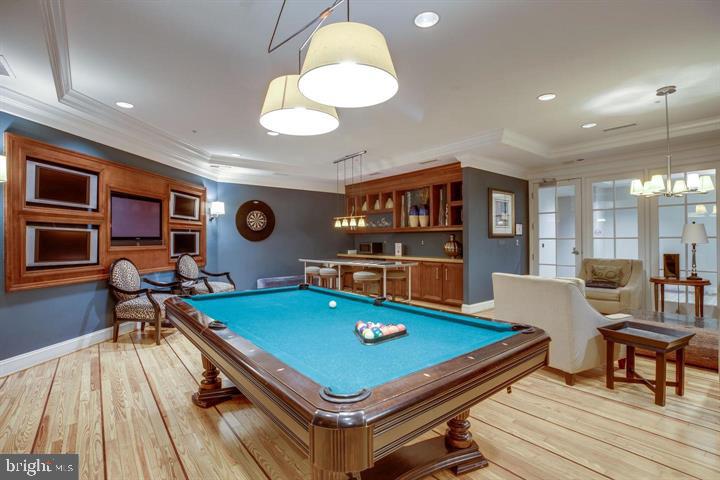HALSTEAD AT THE METRO - Residential