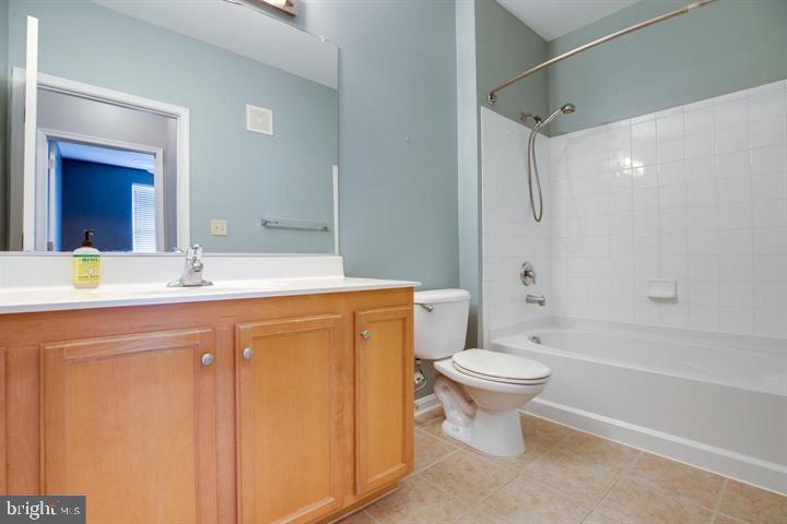 HALSTEAD AT THE METRO - Residential