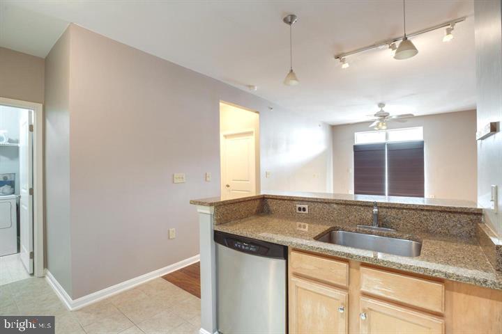 HALSTEAD AT THE METRO - Residential