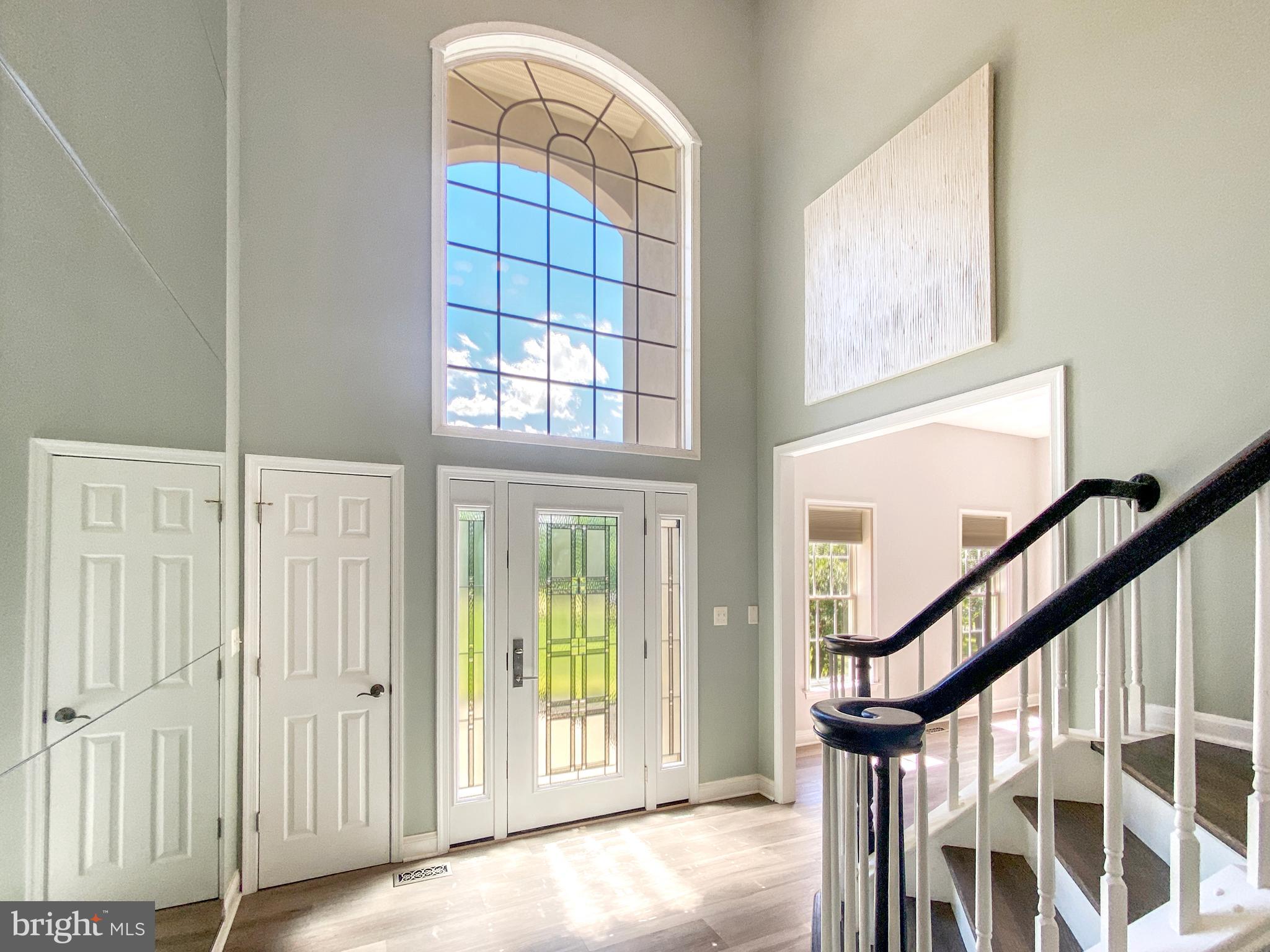 SHELTER KNOLLS - Residential