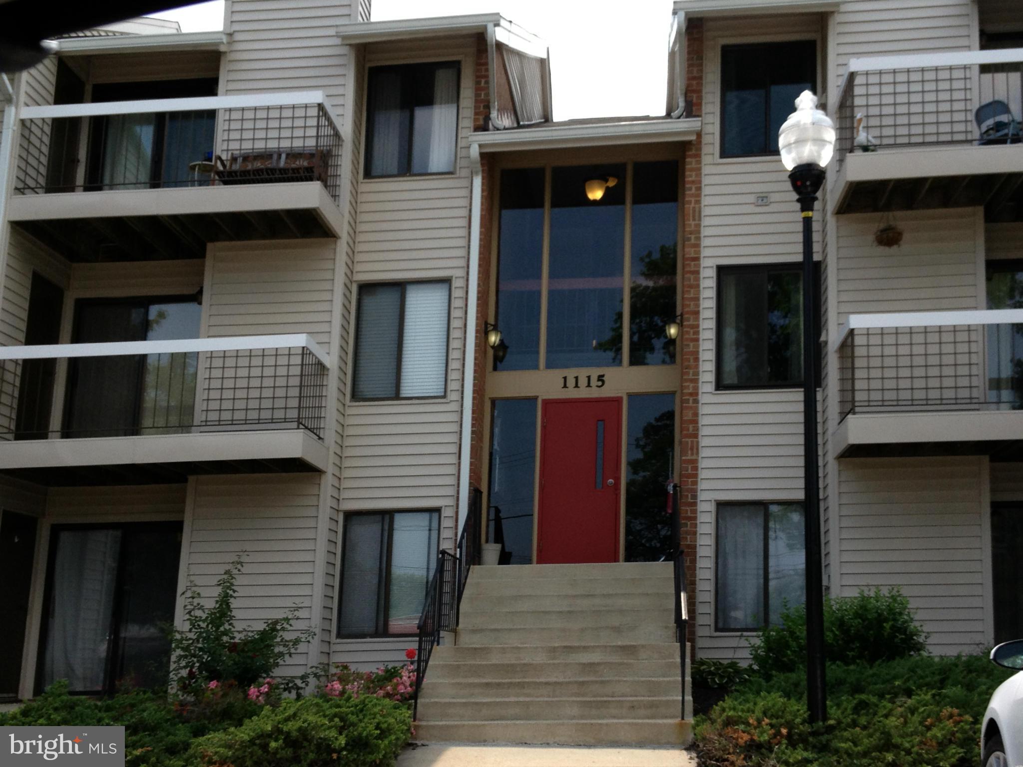 2ND FLOOR CONDO.  2 BEDROOMS AND 2 FULL BATHS.  KEYED BUILDING ENRTY.  FIREPLACE. BREAKFAST BAR IN KITCHEN.  DISHWASHER. FRONT LOADING WASHER AND DRYER. LOTS OF CLOSET SPACE. BALCONY. COMMUNITY POOL.  PETS CONSIDERED ON A CASE BY CASE BASIS.  AVAILABLE IMMEDIATELY.