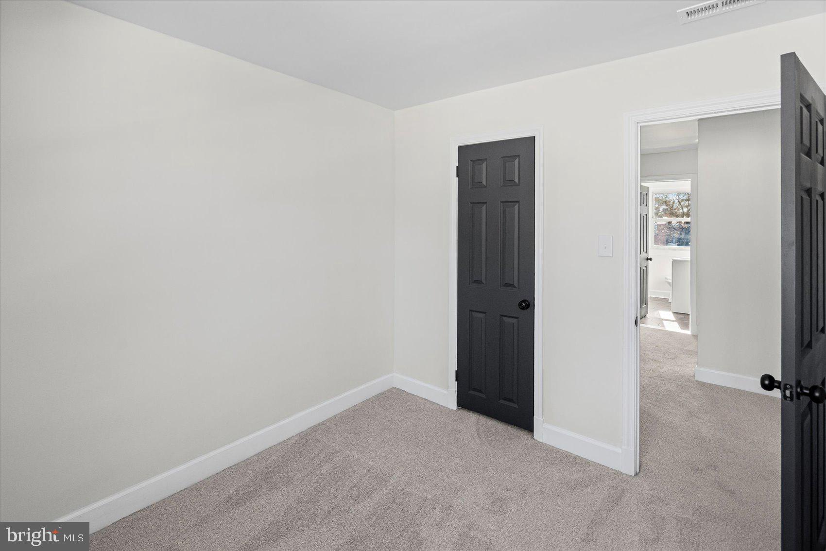 LOCH RAVEN - Residential