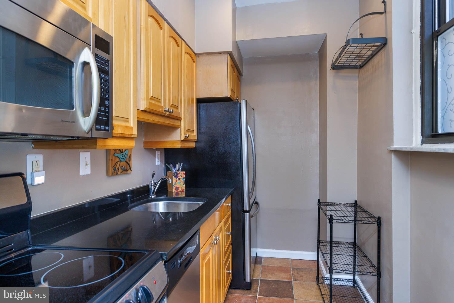 WASHINGTON SQ WEST - Residential