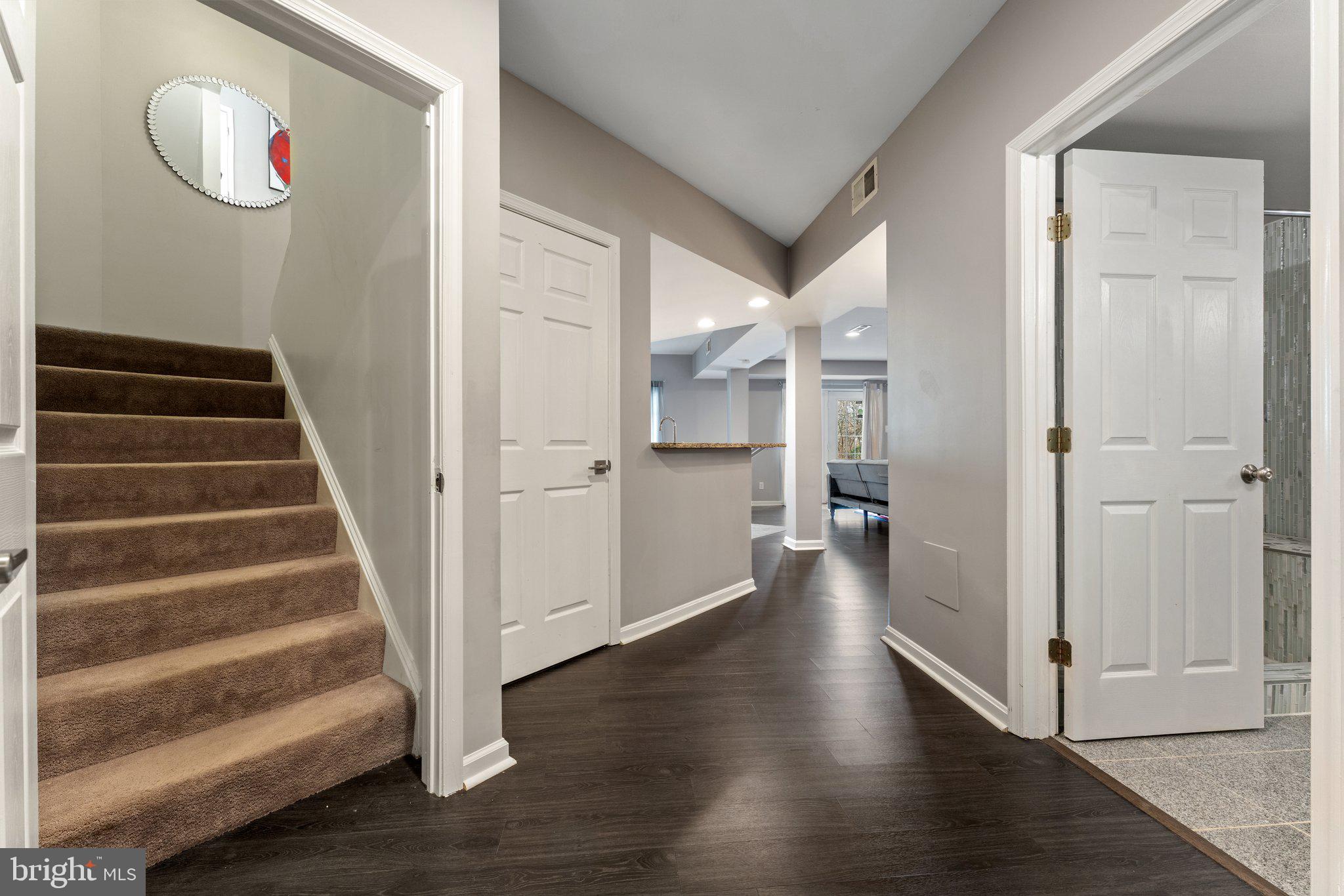 WILLIAMS HILL - Residential
