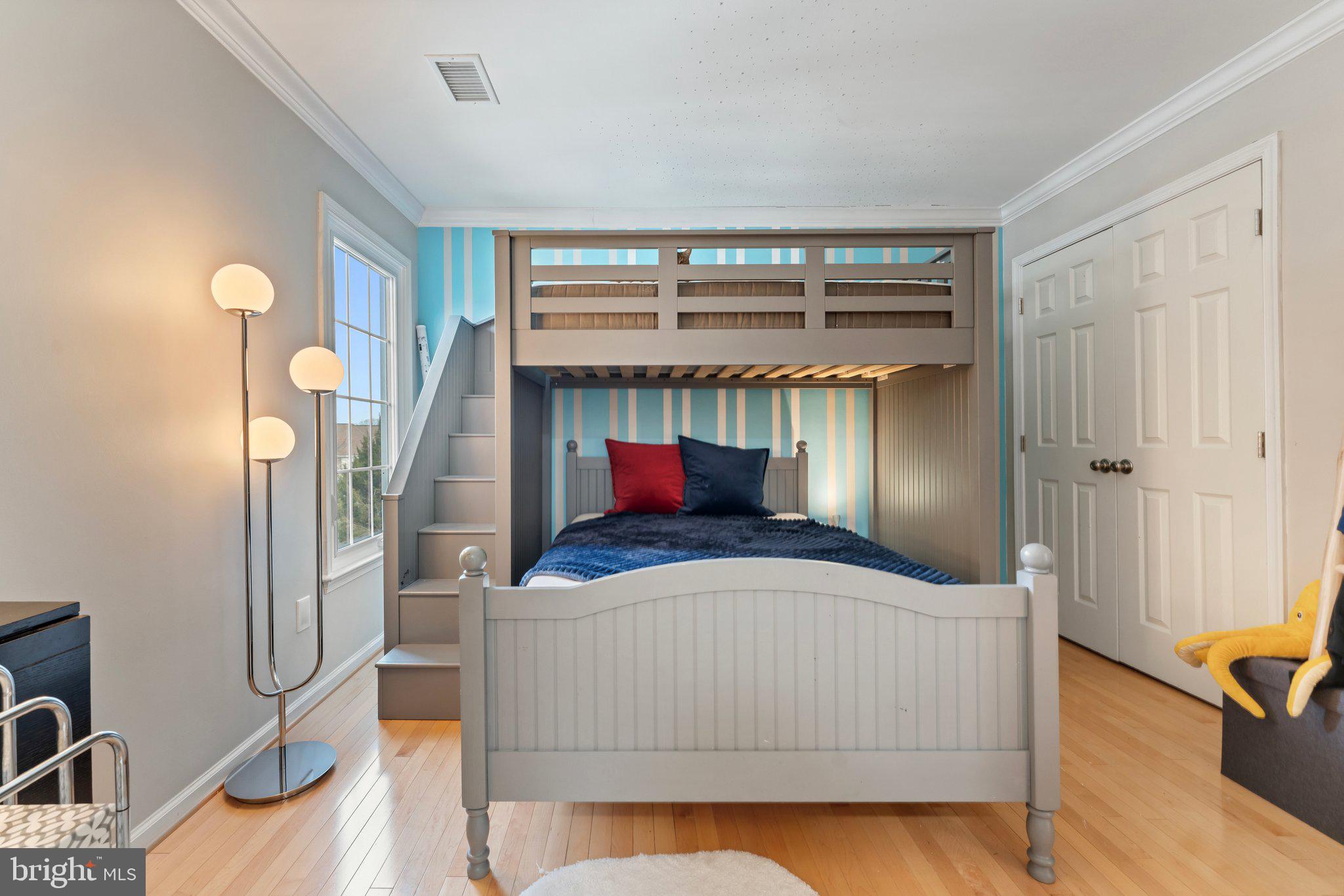 WILLIAMS HILL - Residential