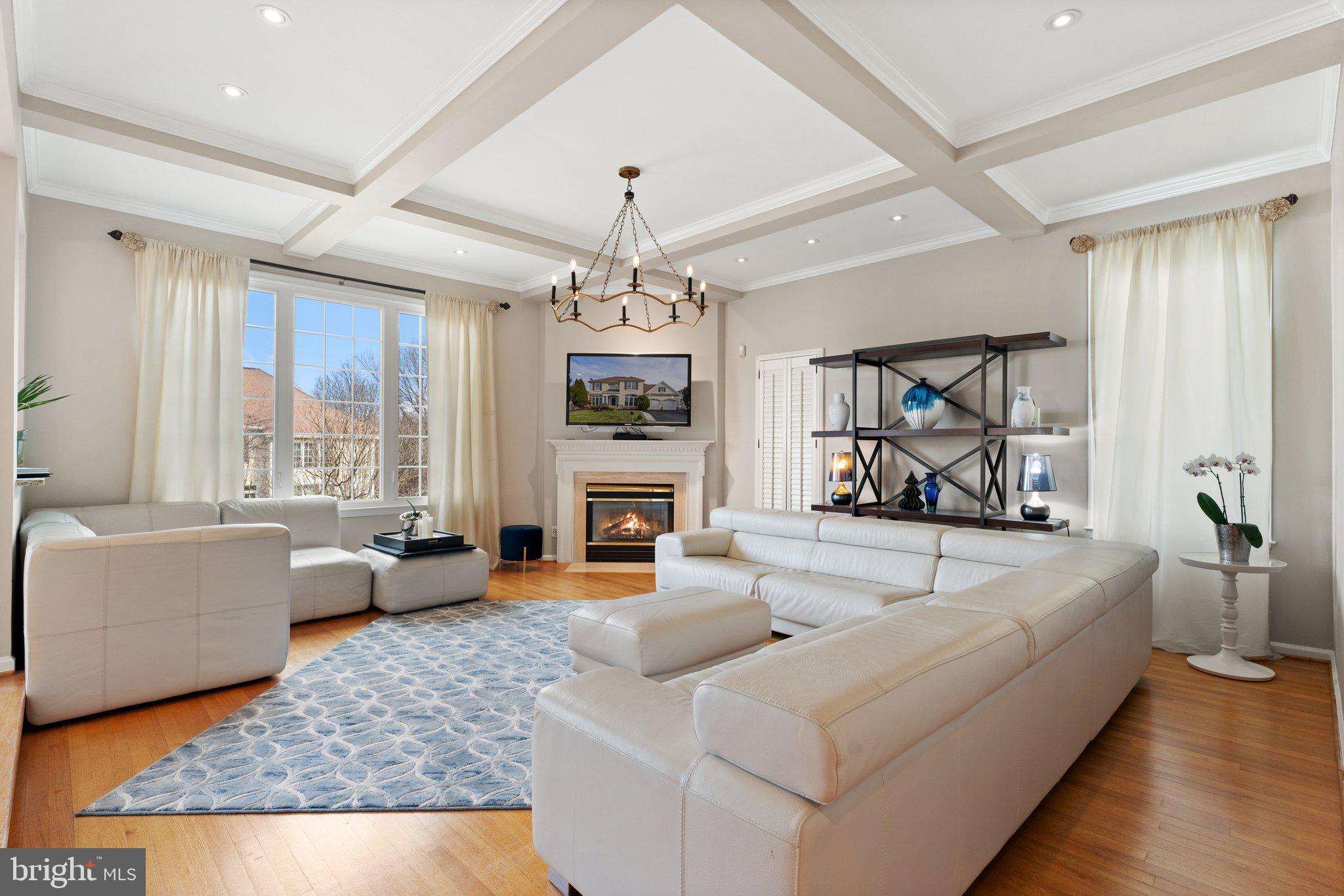 WILLIAMS HILL - Residential