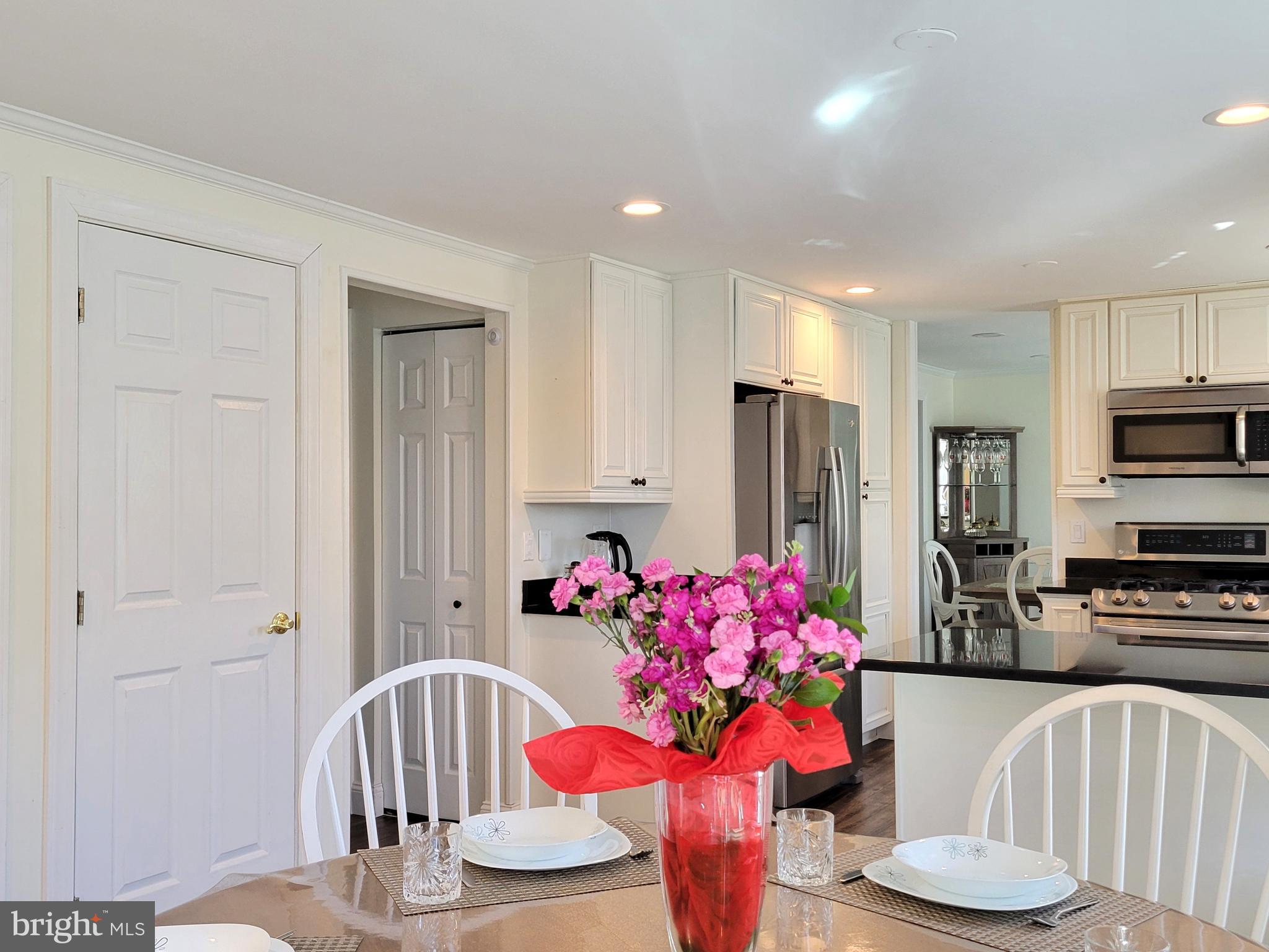 XANADU ESTATES - Residential Lease